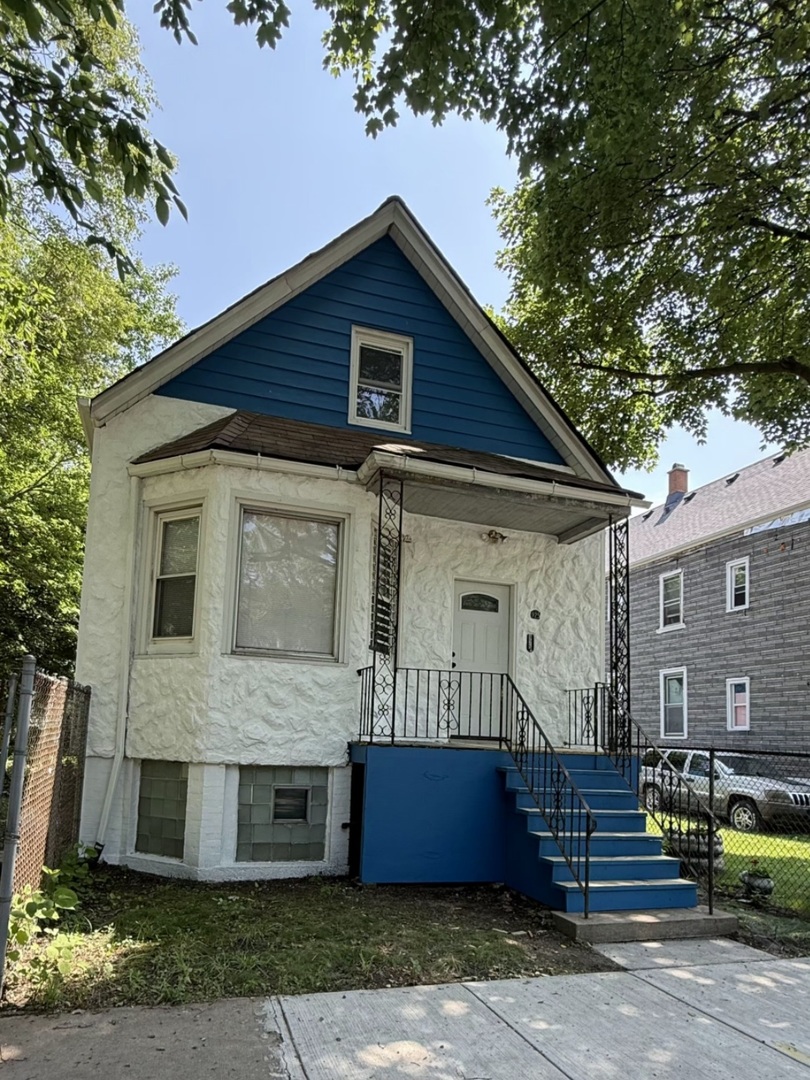 925 W 53rd Street, Chicago, IL 60609