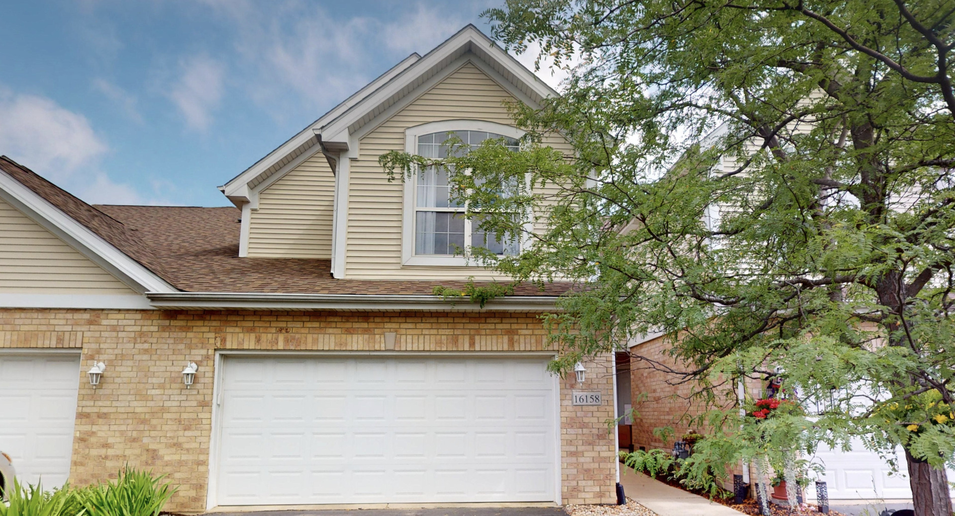16158 Hillcrest Circle, Orland Park, IL 60467