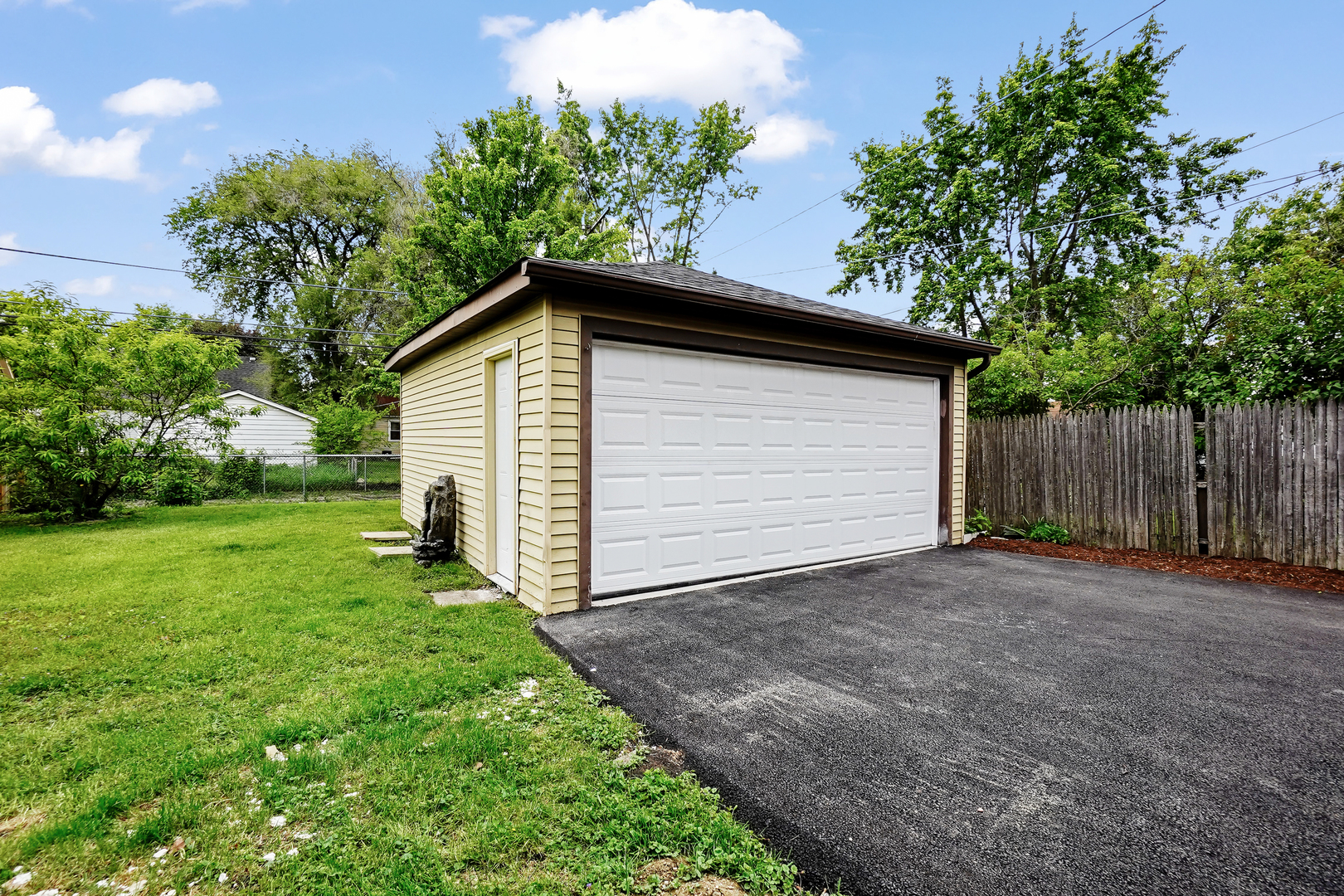 2640 Westbrook Drive, Franklin Park, IL 60131