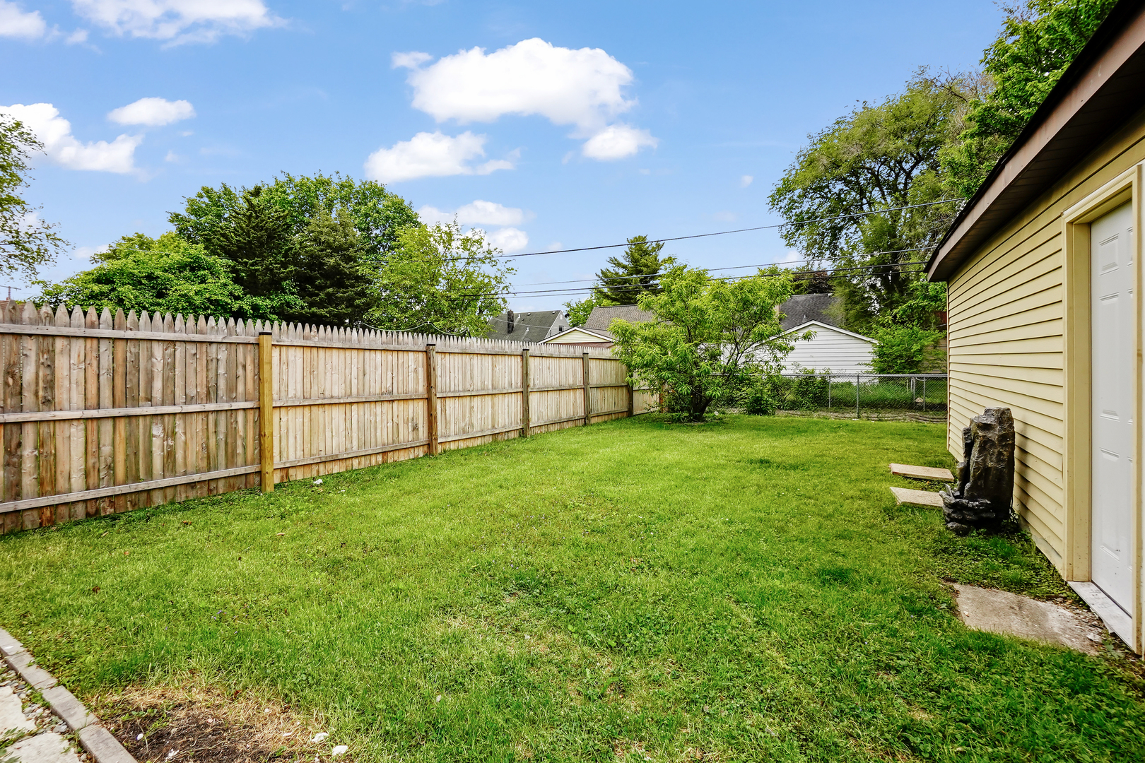 2640 Westbrook Drive, Franklin Park, IL 60131