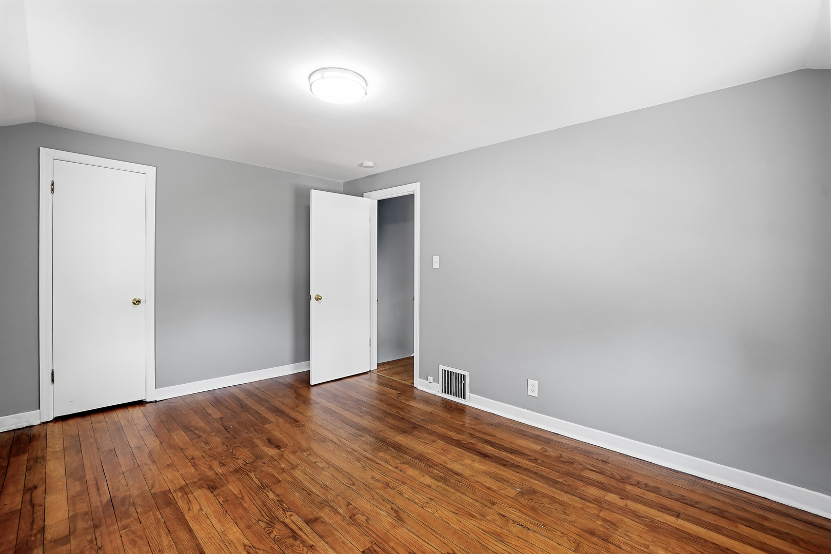 2640 Westbrook Drive, Franklin Park, IL 60131
