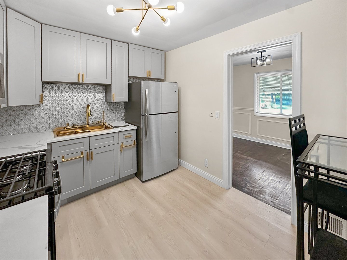 826 Westchester Boulevard, Westchester, IL 60154