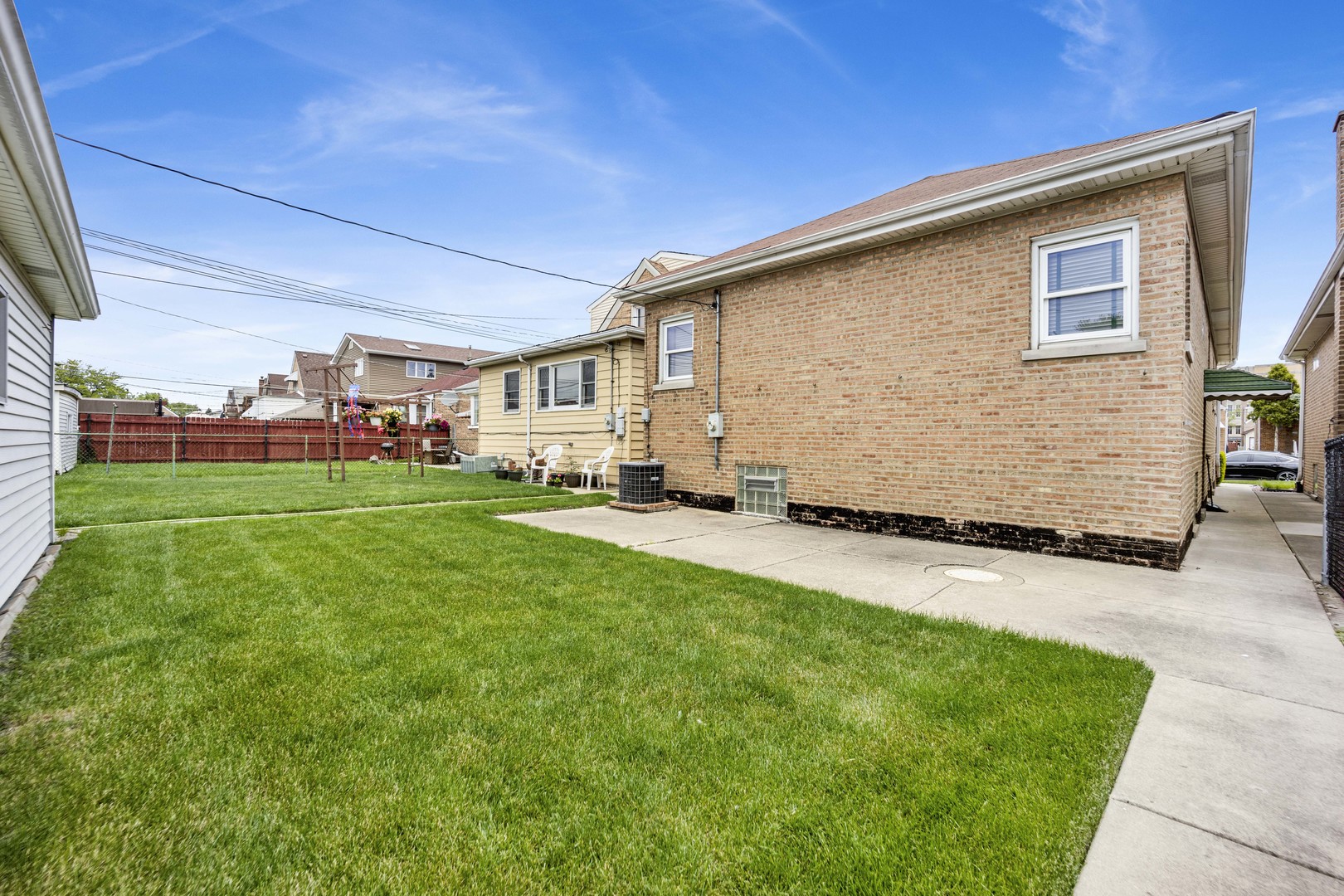 5548 S Kedvale Avenue, Chicago, IL 60629