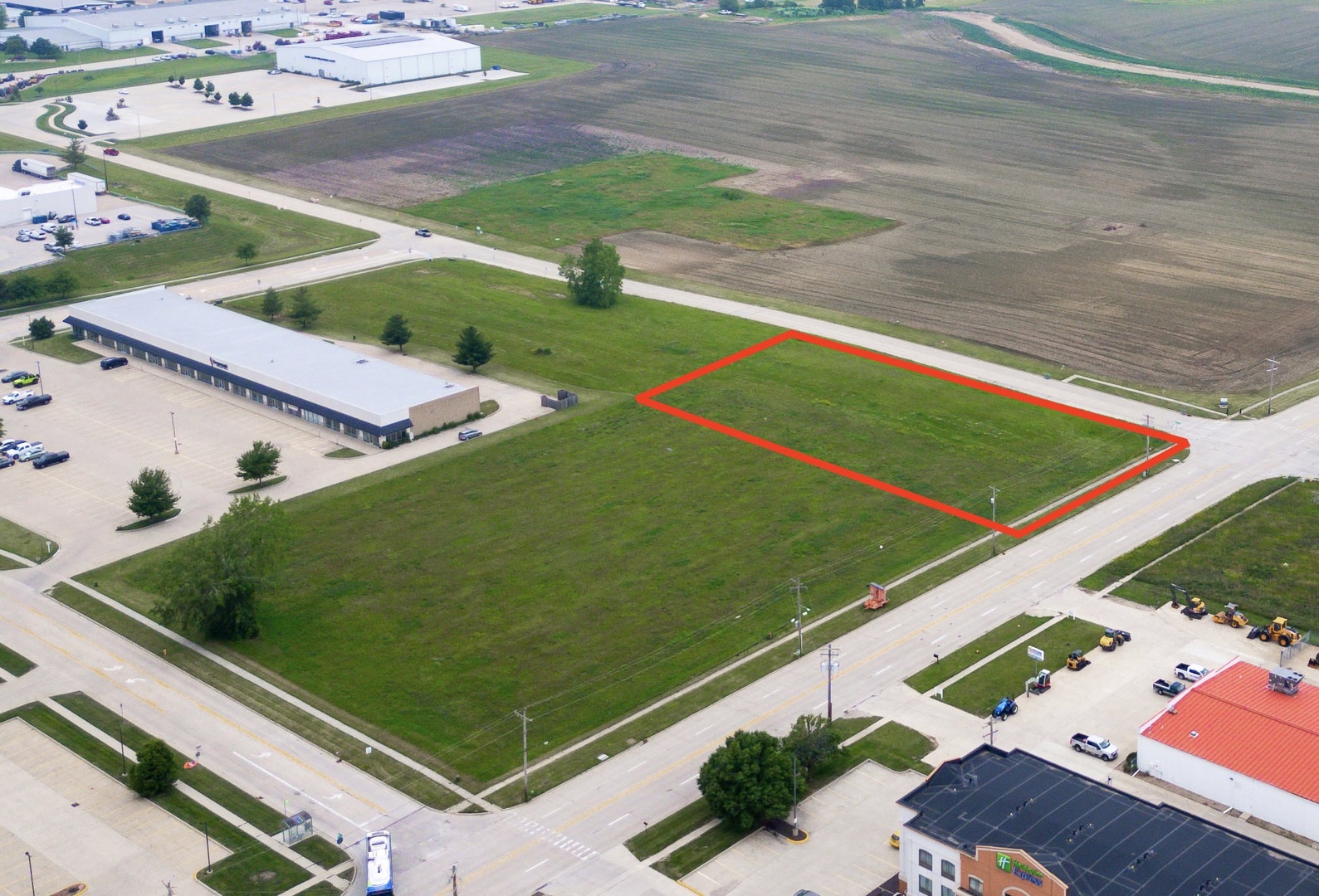 1044 Wylie Drive, Bloomington, IL 61705