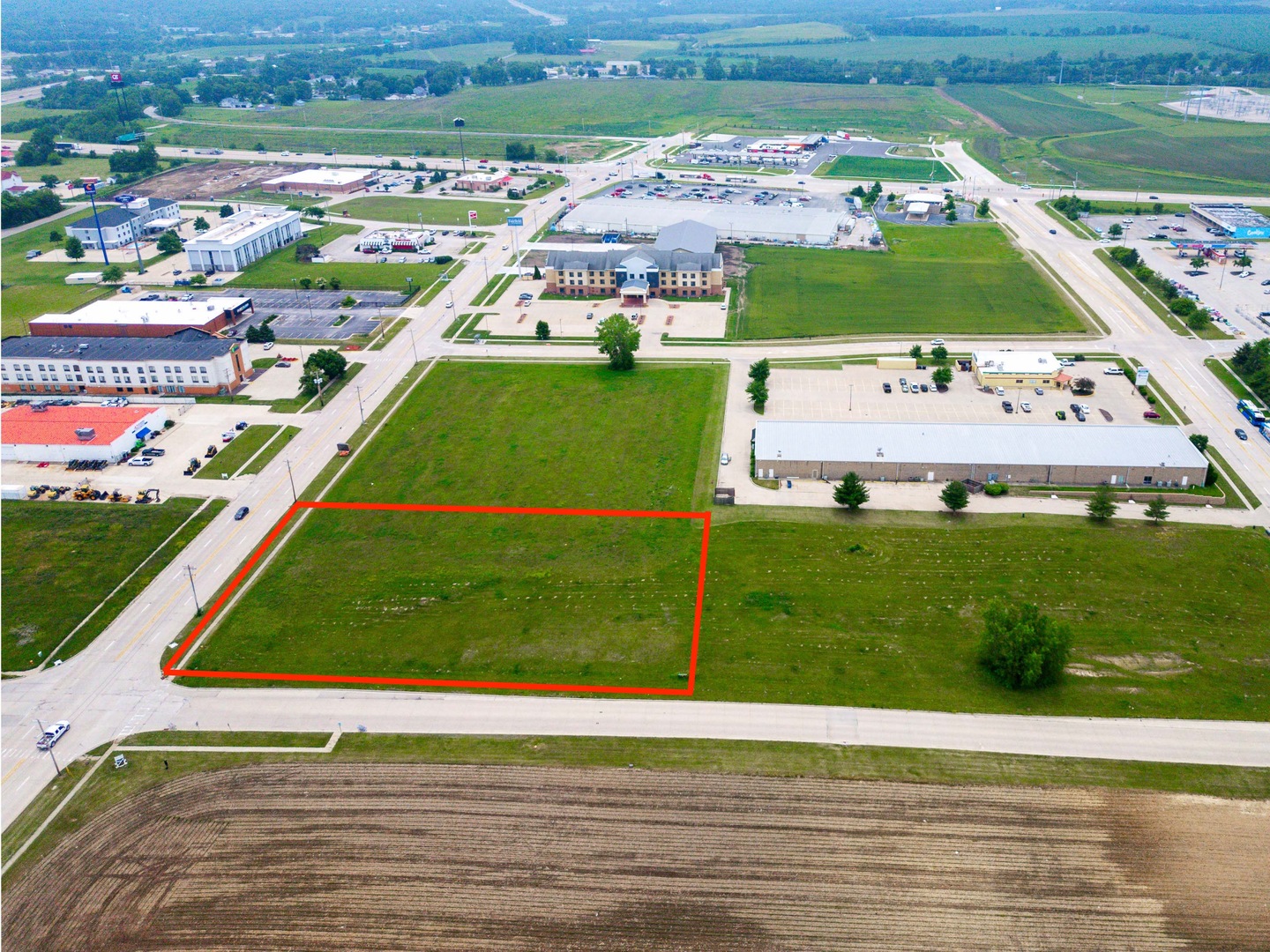 1044 Wylie Drive, Bloomington, IL 61705