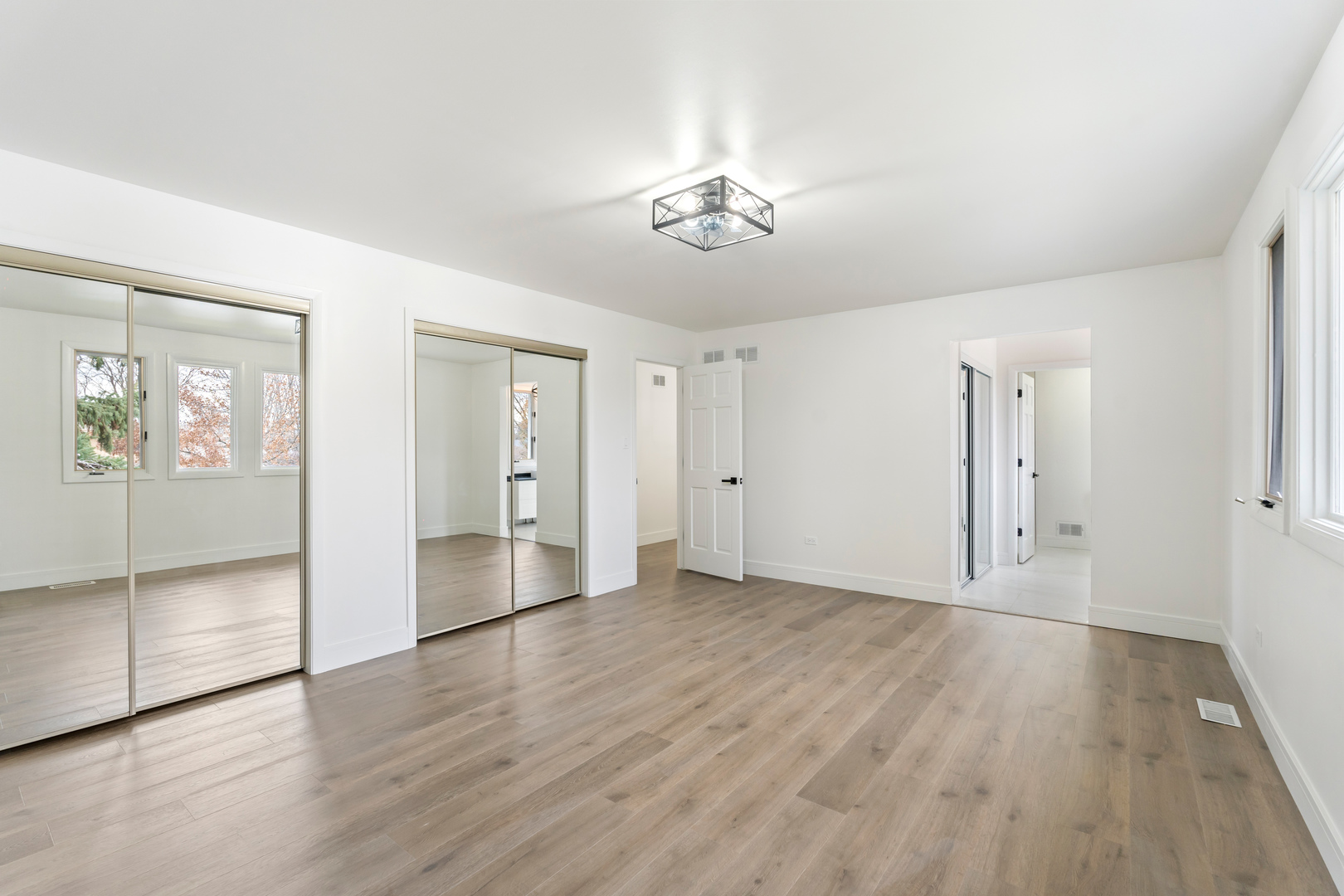7723 W 157th Street, Orland Park, IL 60462