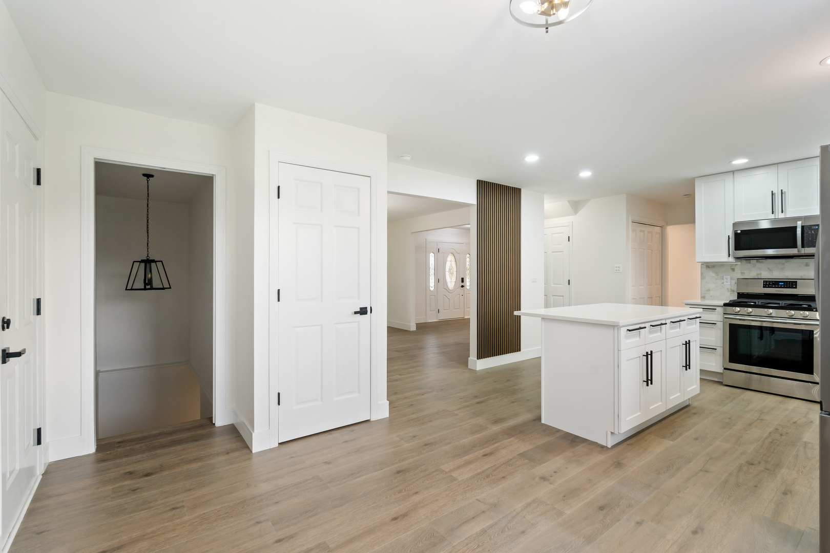 7723 W 157th Street, Orland Park, IL 60462