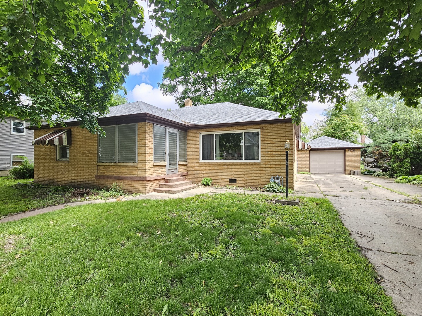 1212 N Mill Street, Pontiac, IL 61764