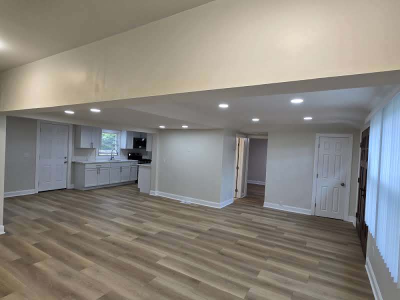 2524 GRAY Court, Waukegan, IL 60085