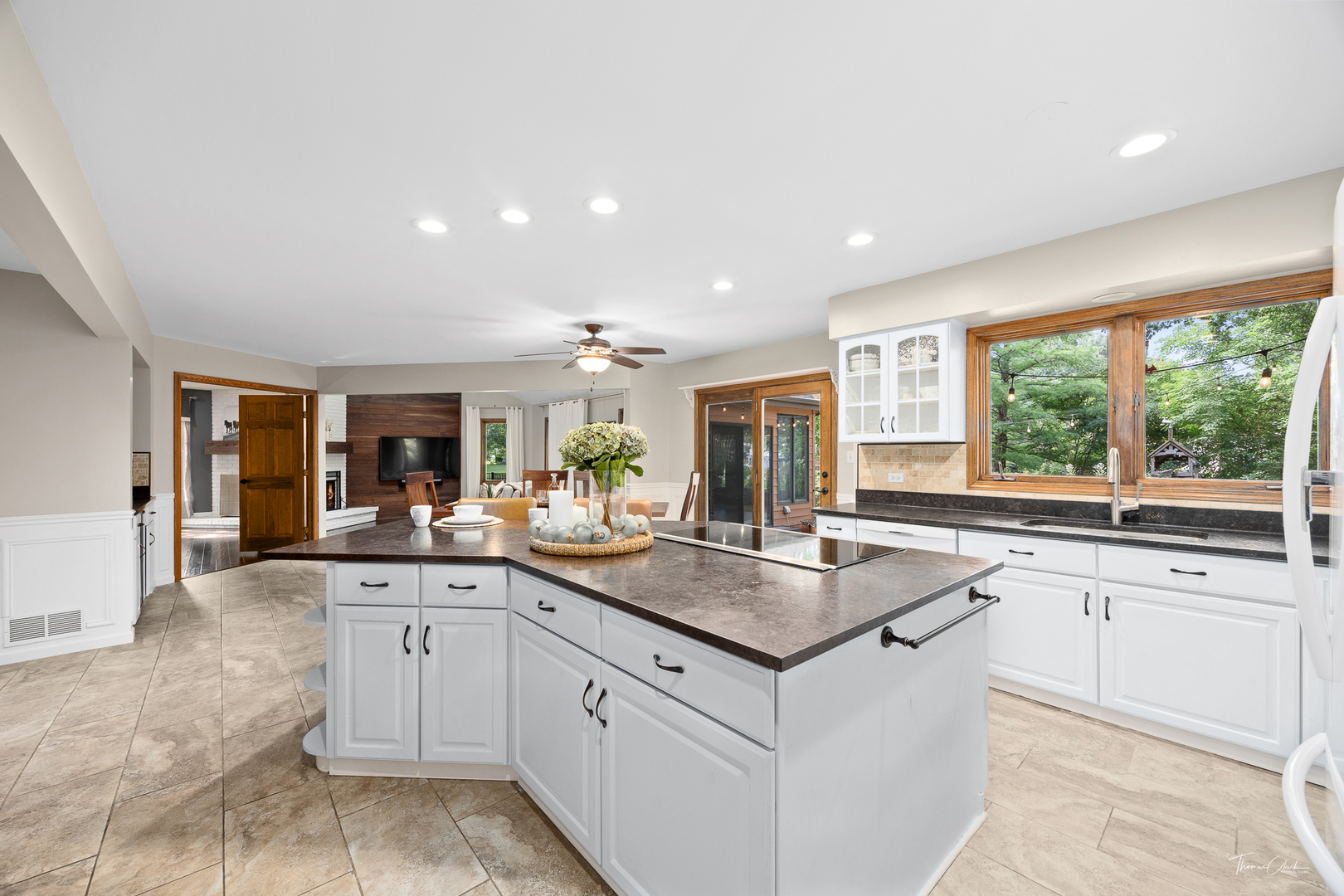 2734 Alyssa Drive, Naperville, IL 60565