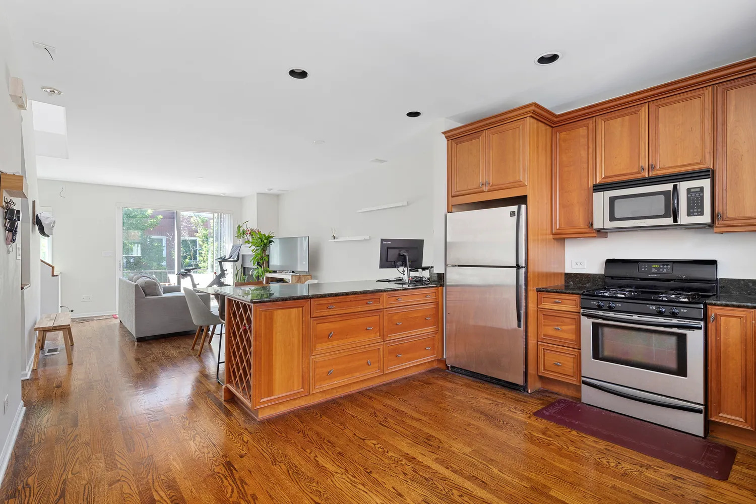 1765 W Altgeld Street #M, Chicago, IL 60614