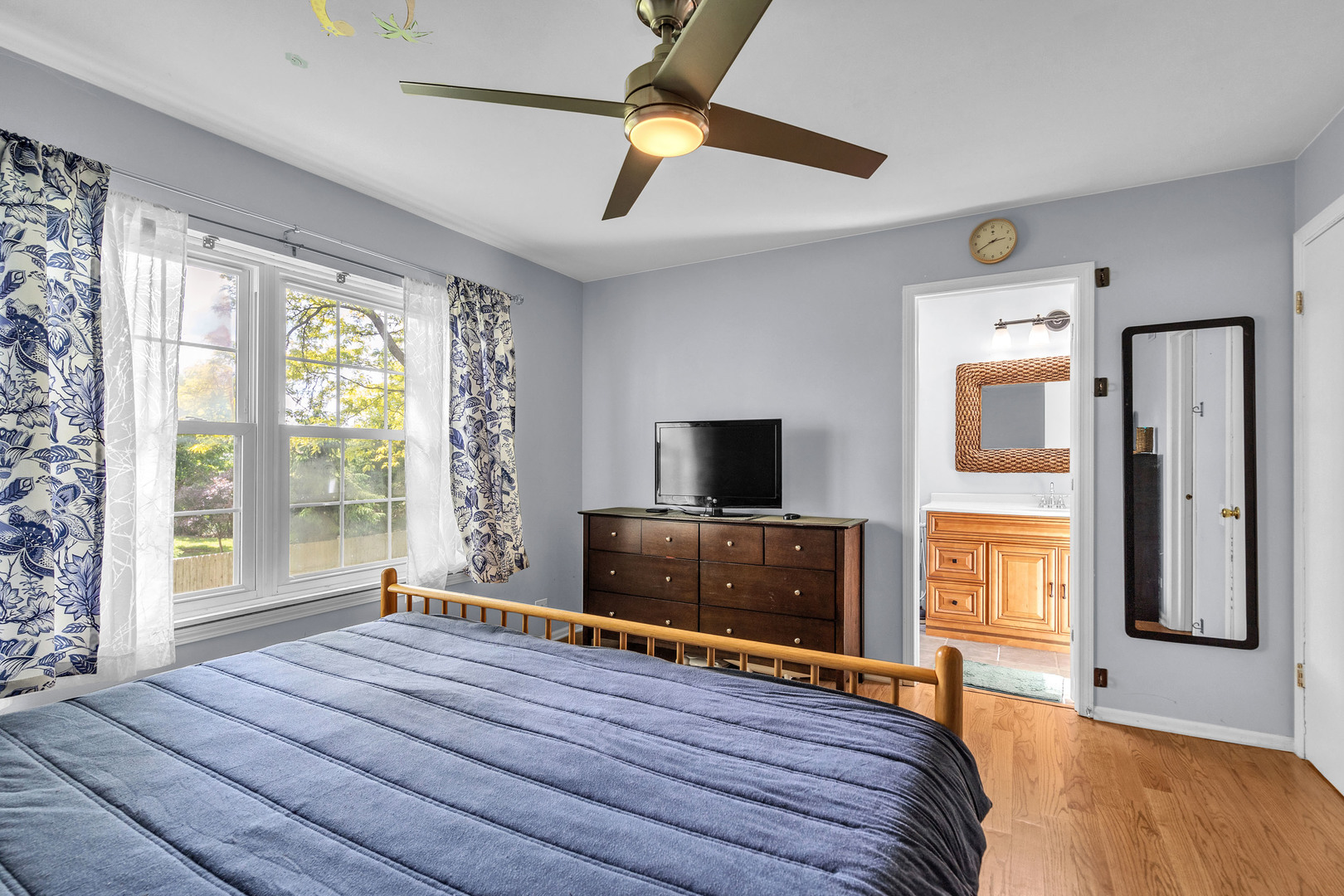 1911 Ozark Parkway, Algonquin, IL 60102