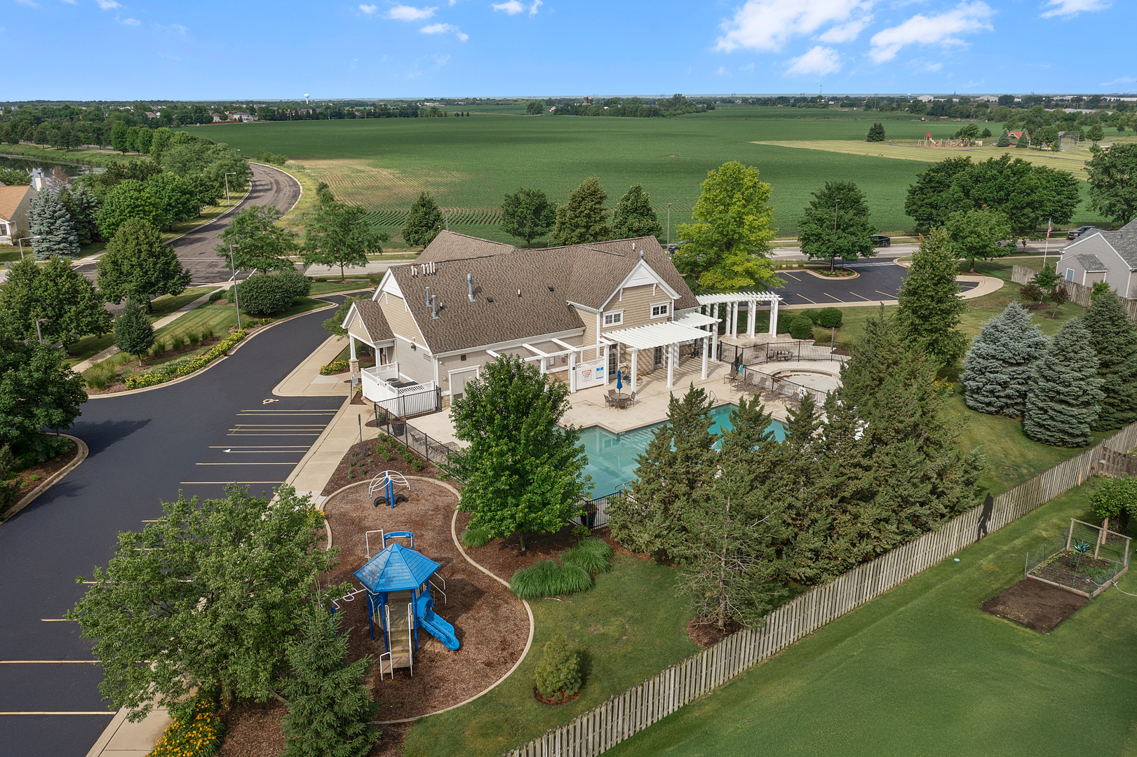 411 Honeysuckle Lane, Yorkville, IL 60560