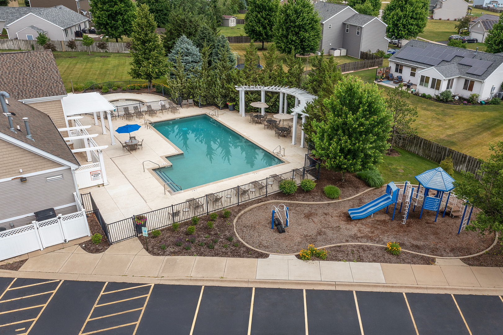 411 Honeysuckle Lane, Yorkville, IL 60560