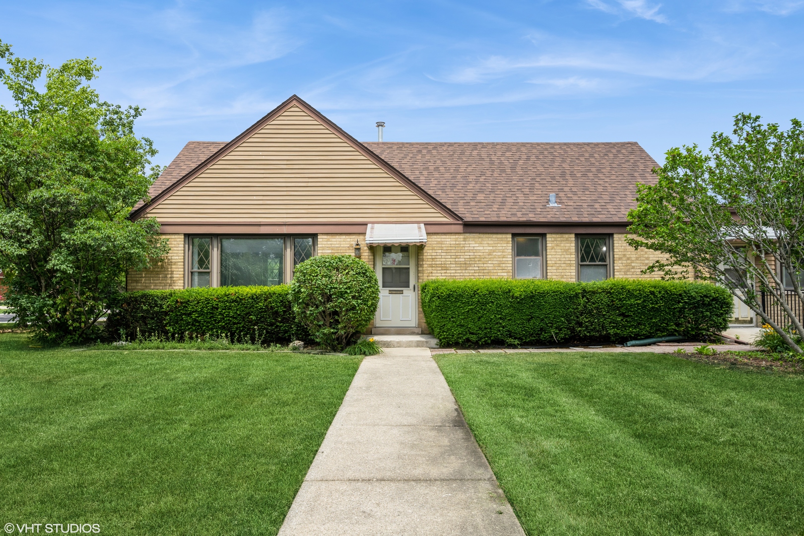 4621 Scott Street, Schiller Park, IL 60176