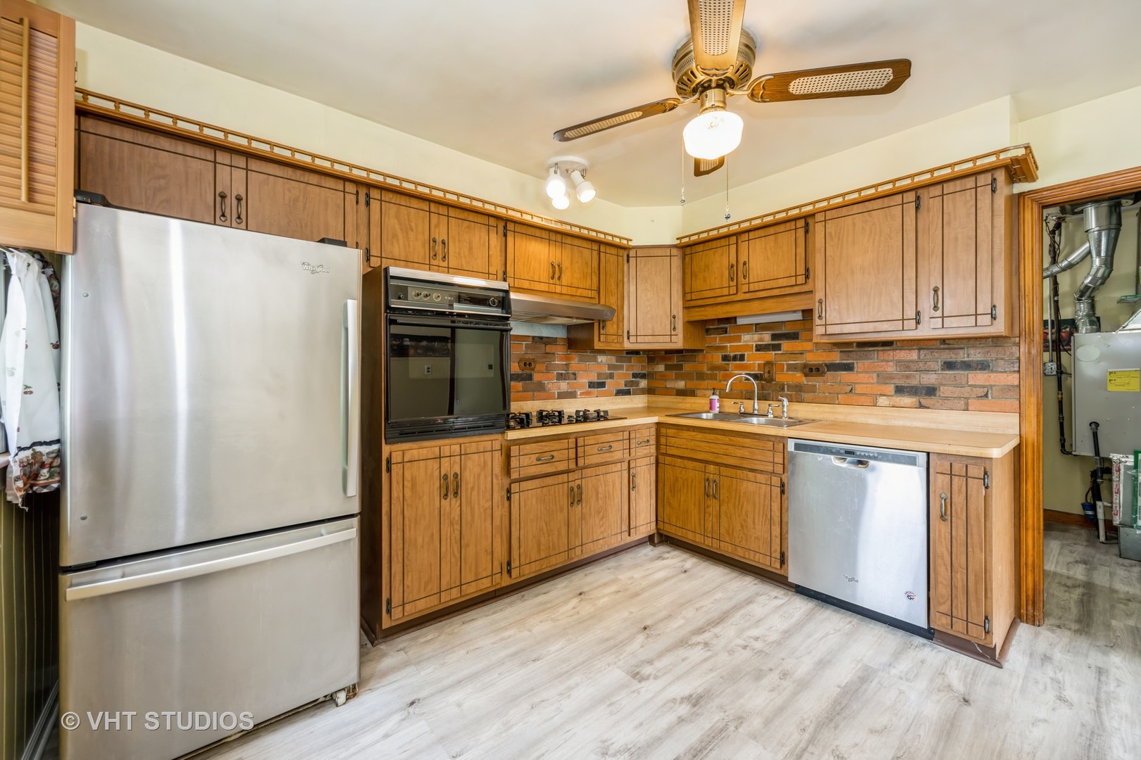 4621 Scott Street, Schiller Park, IL 60176
