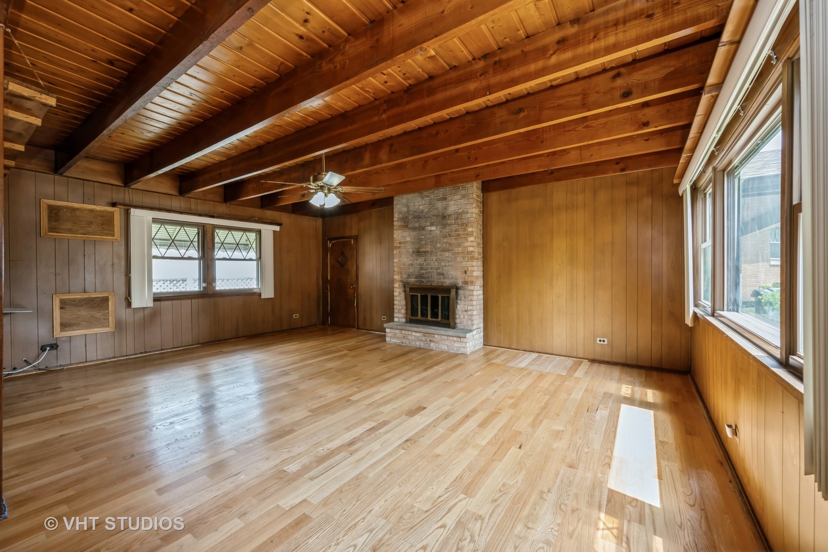 4621 Scott Street, Schiller Park, IL 60176