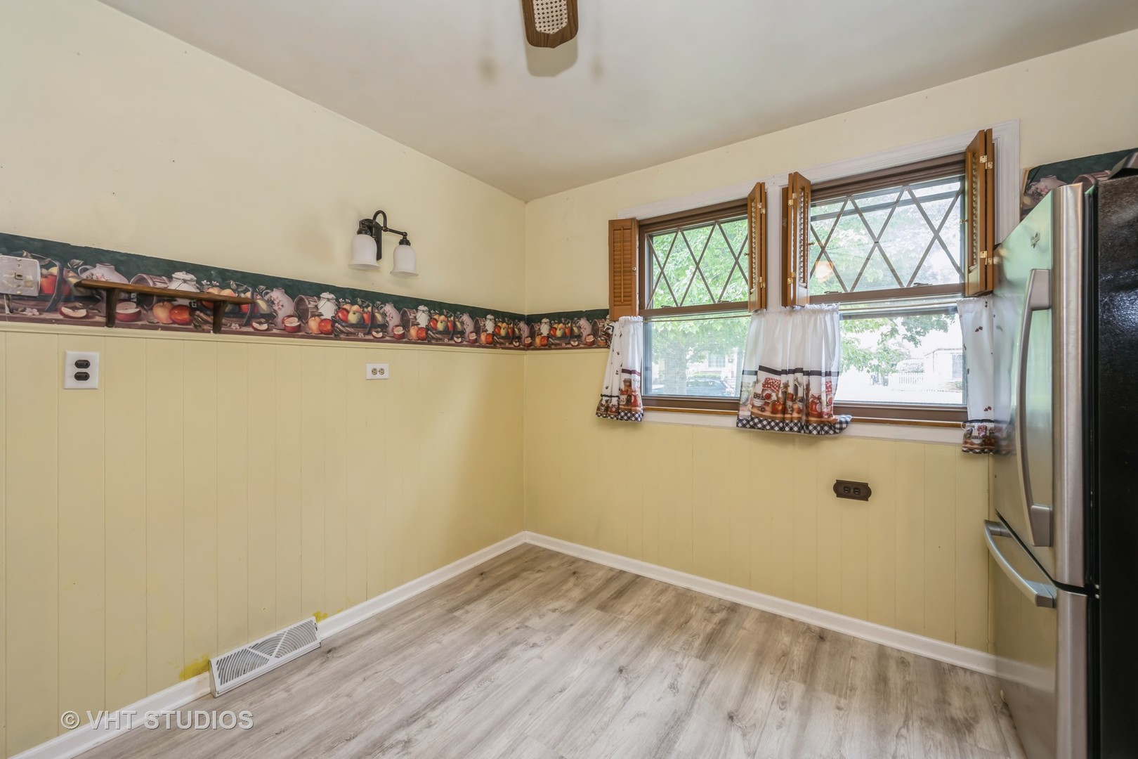 4621 Scott Street, Schiller Park, IL 60176