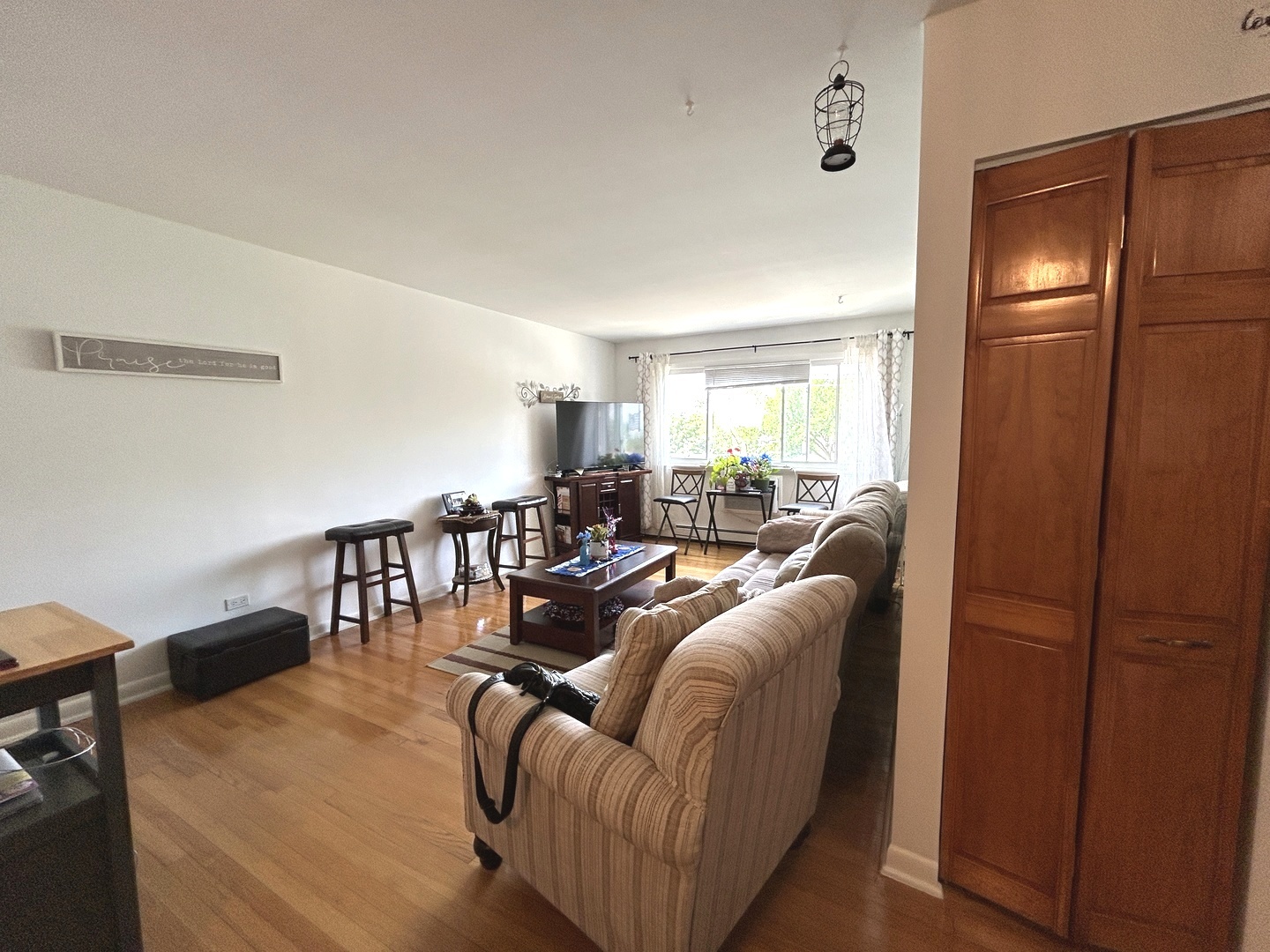 2920 N Harlem Avenue #4G, Elmwood Park, IL 60707
