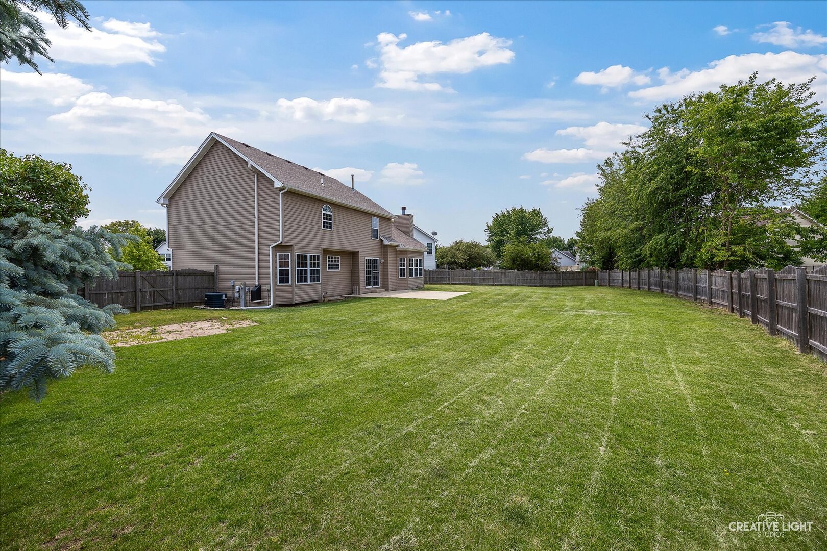 405 Derby Court, Oswego, IL 60543