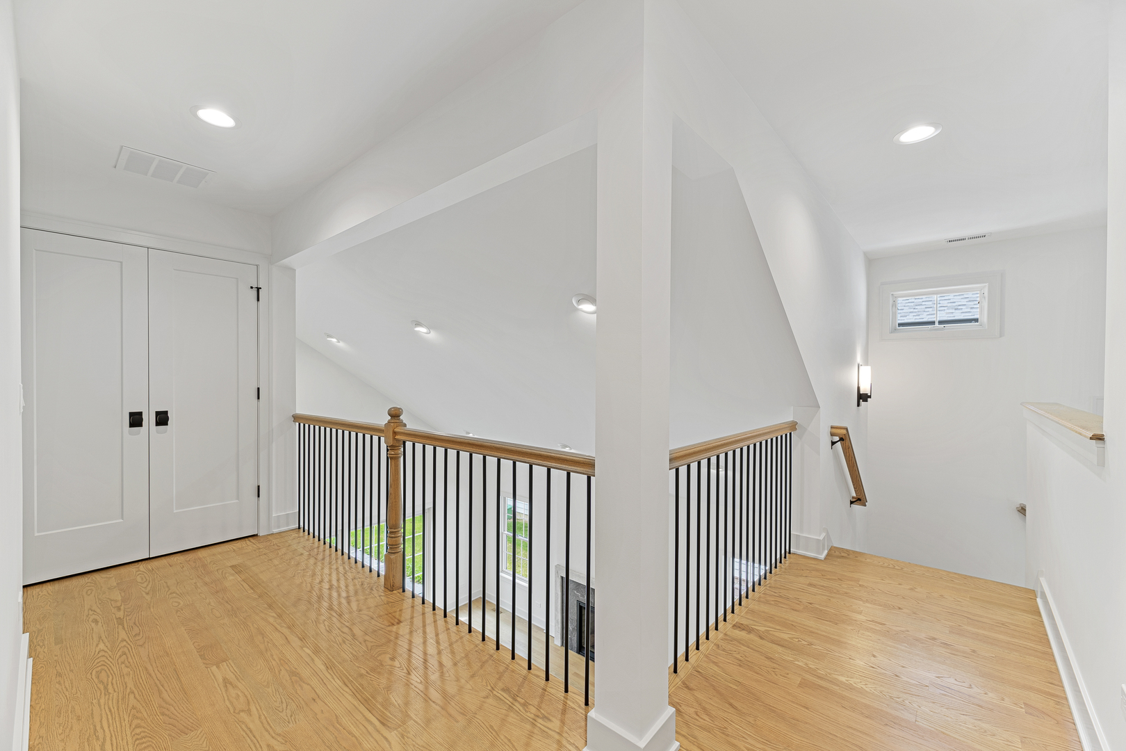 1672 Huntington Lane, Highland Park, IL 60035