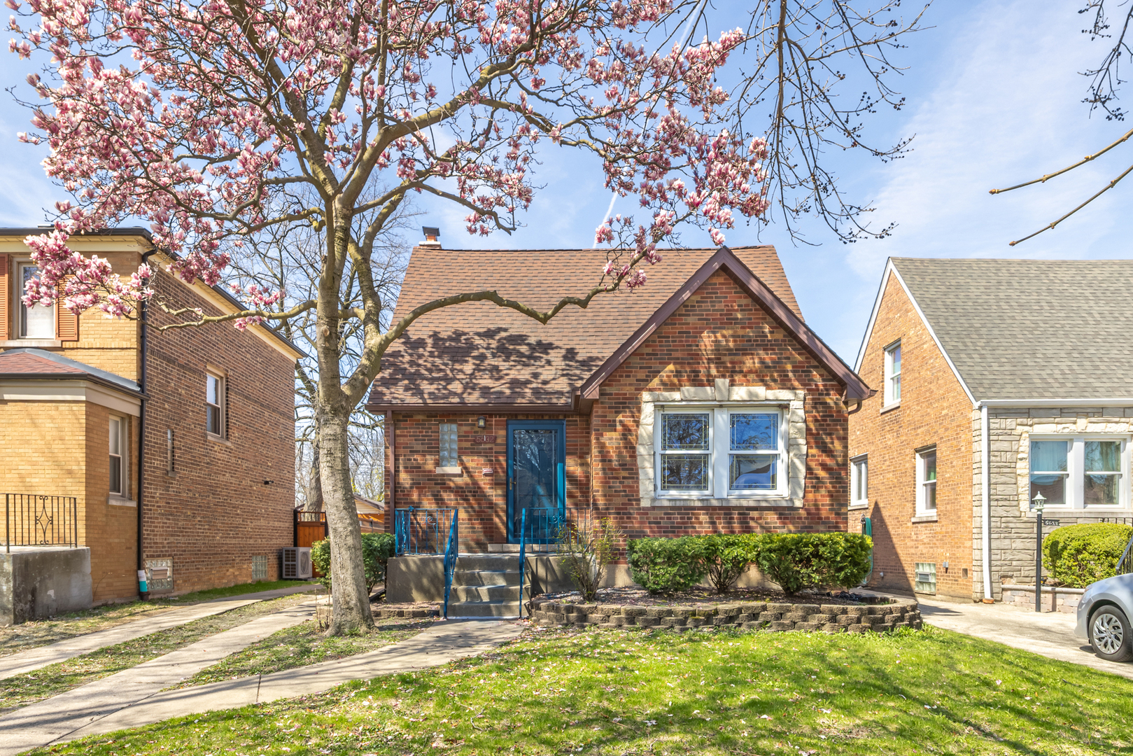 5632 S Natoma Avenue, Chicago, IL 60638