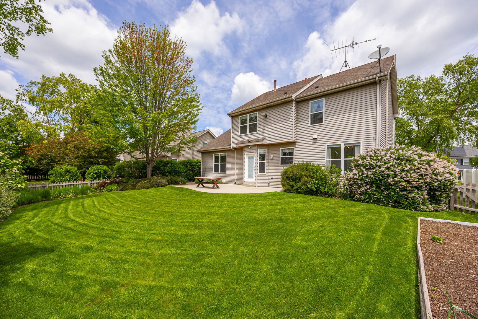 3151 Sawgrass Drive, Aurora, IL 60502