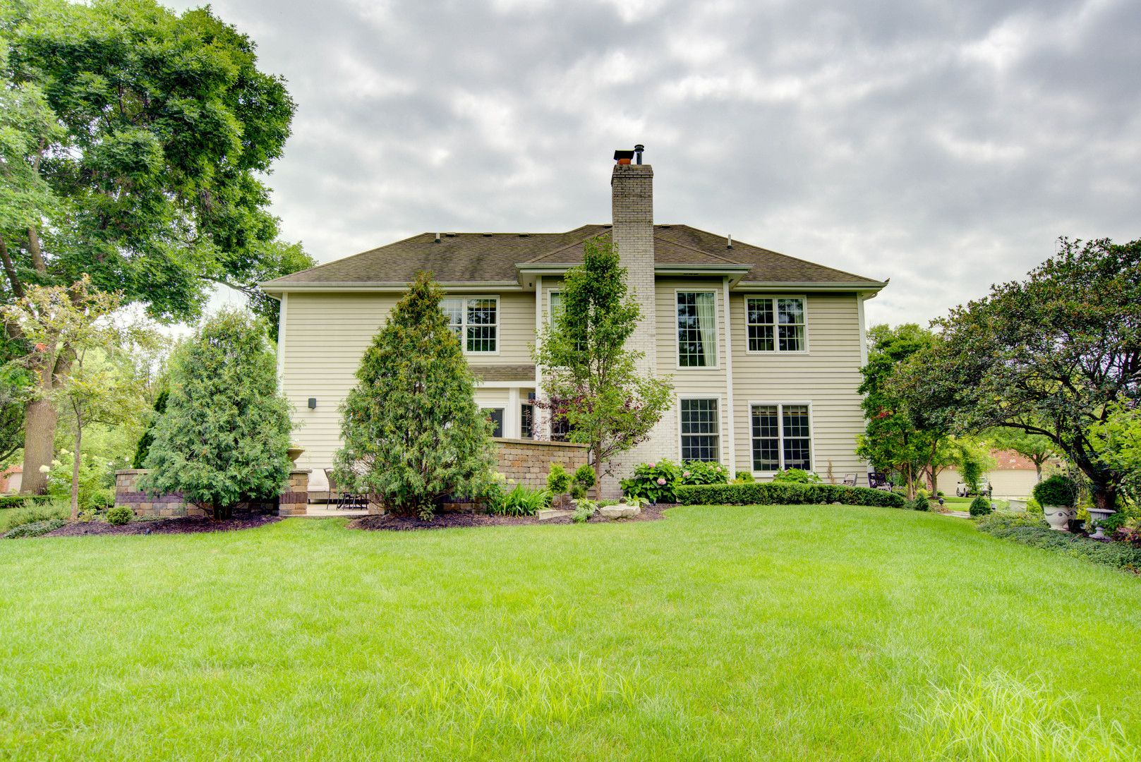 1723 Robert Lane, Naperville, IL 60564