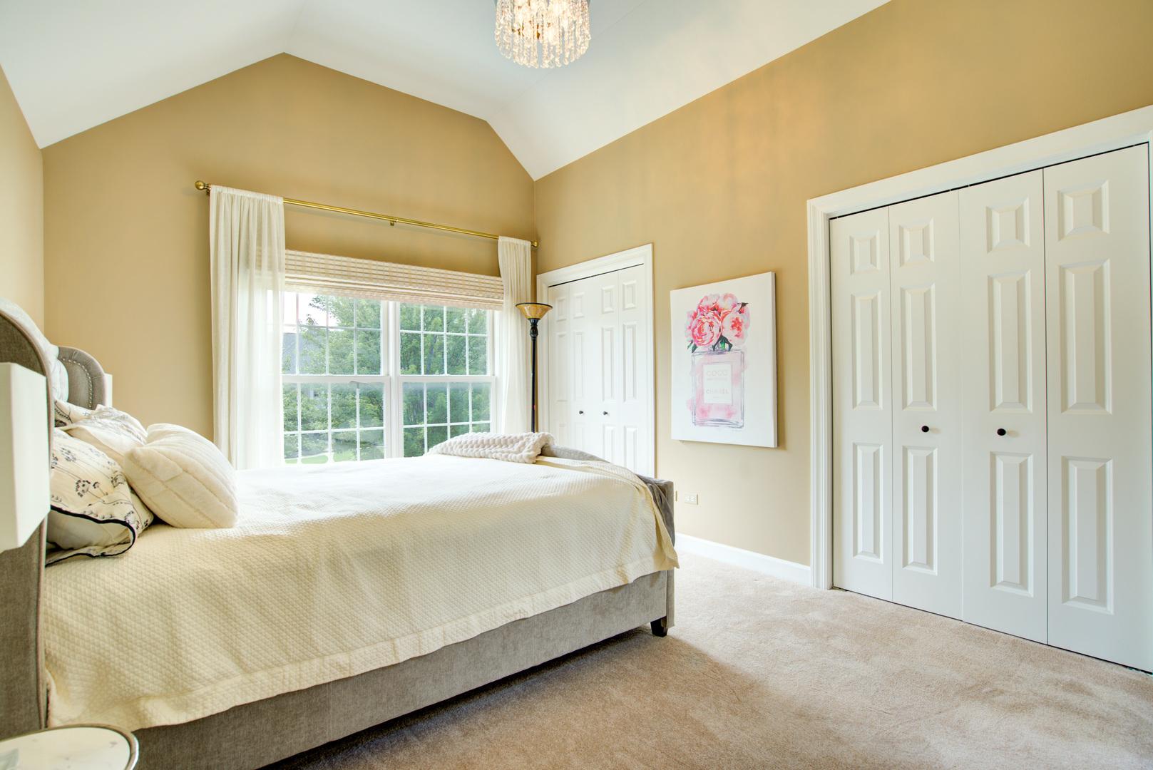 1723 Robert Lane, Naperville, IL 60564