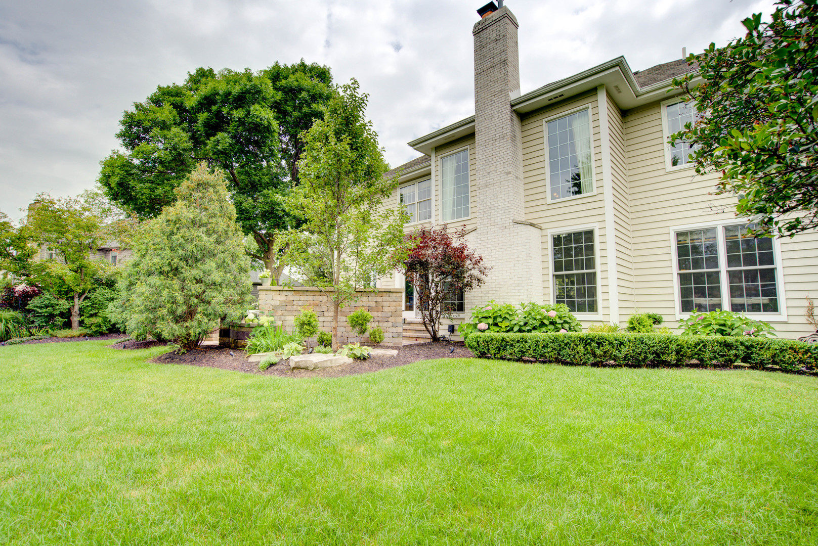 1723 Robert Lane, Naperville, IL 60564