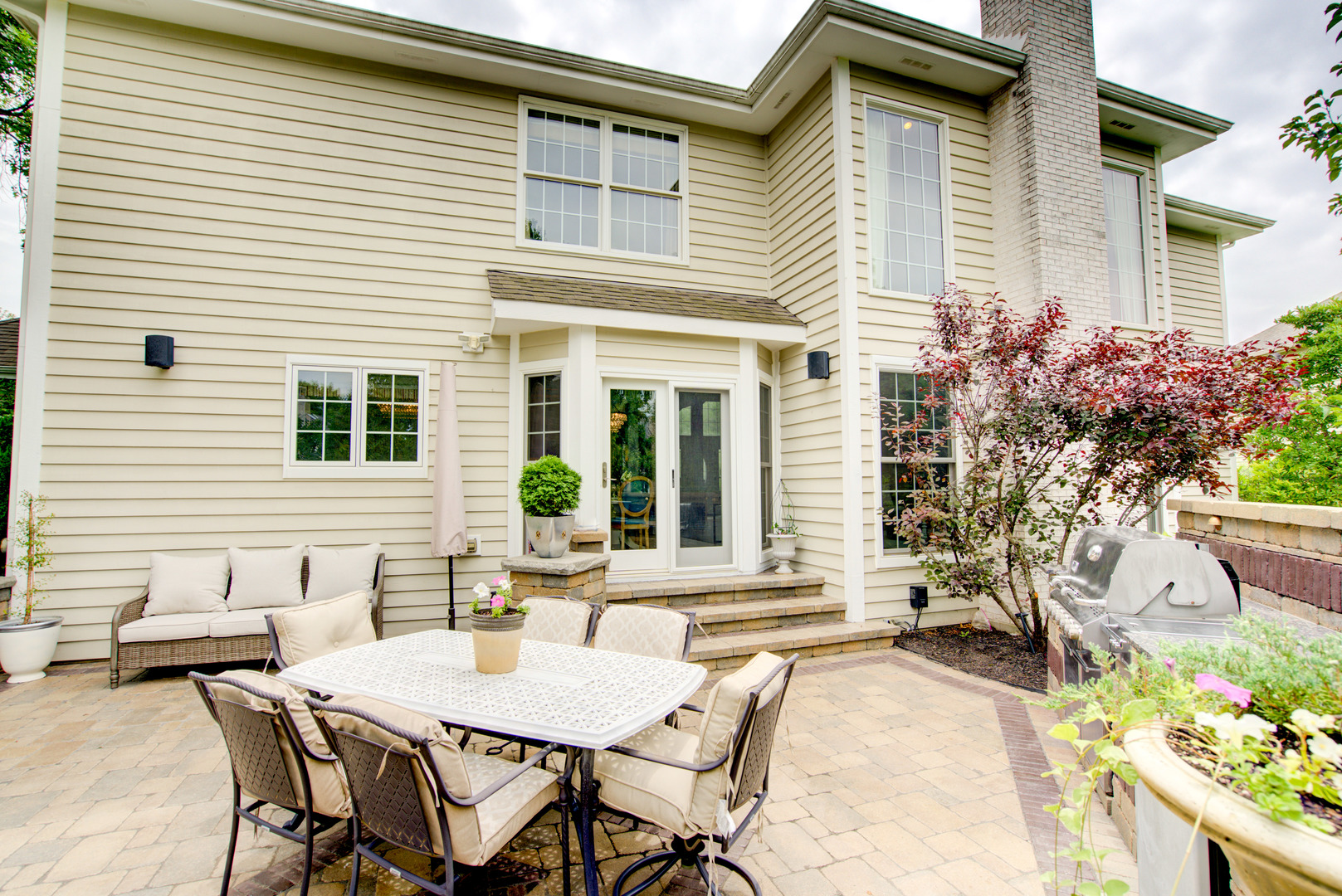 1723 Robert Lane, Naperville, IL 60564