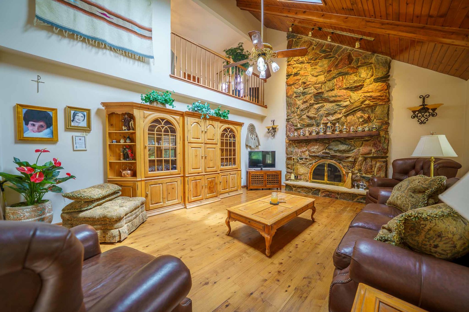 24065 Brancaster Drive, Naperville, IL 60564