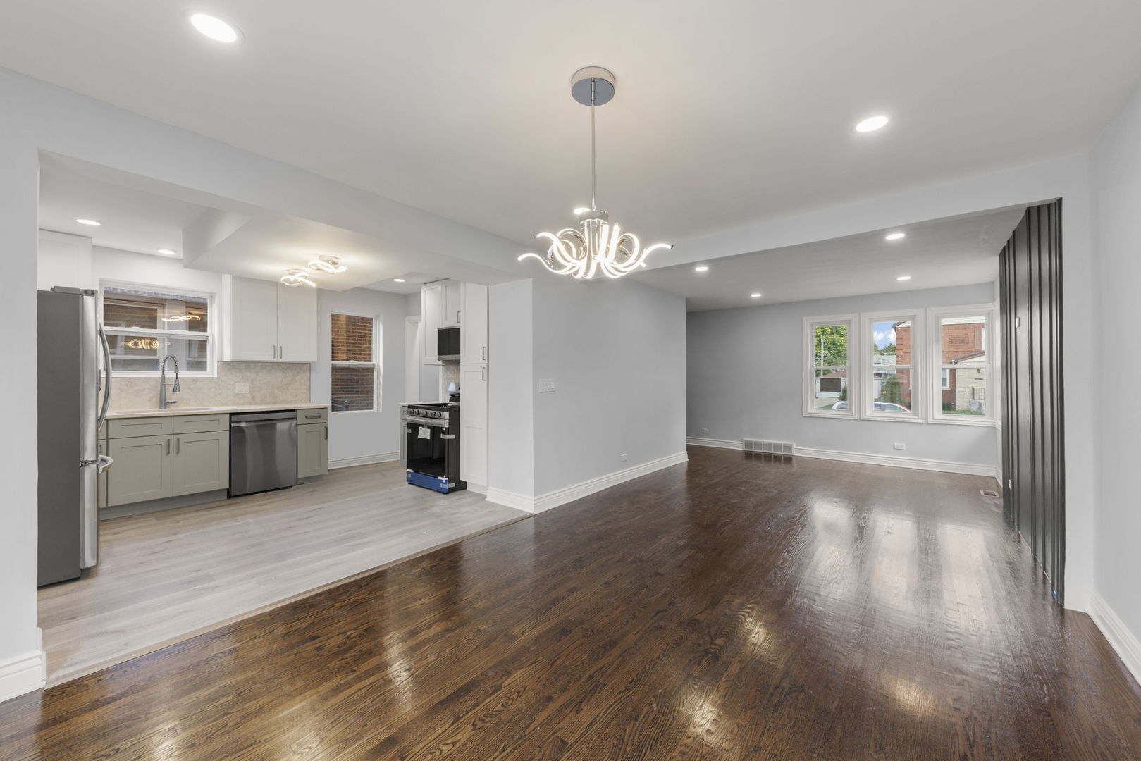 9326 S May Street, Chicago, IL 60620