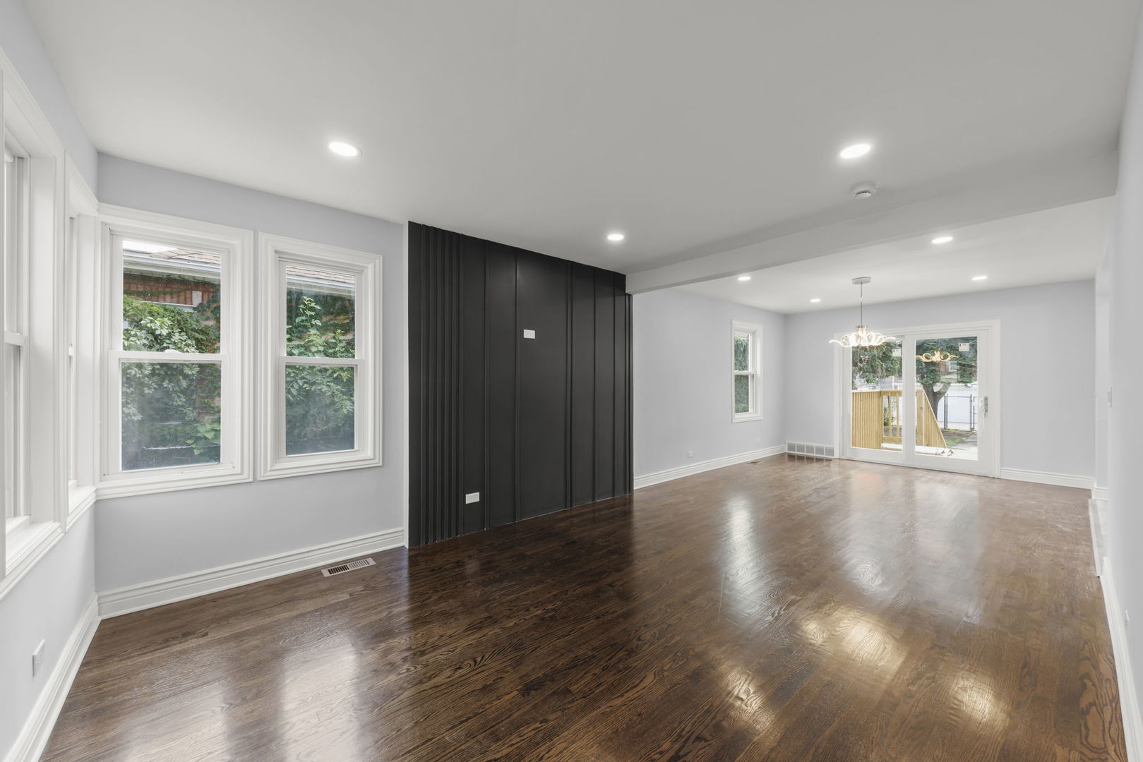9326 S May Street, Chicago, IL 60620
