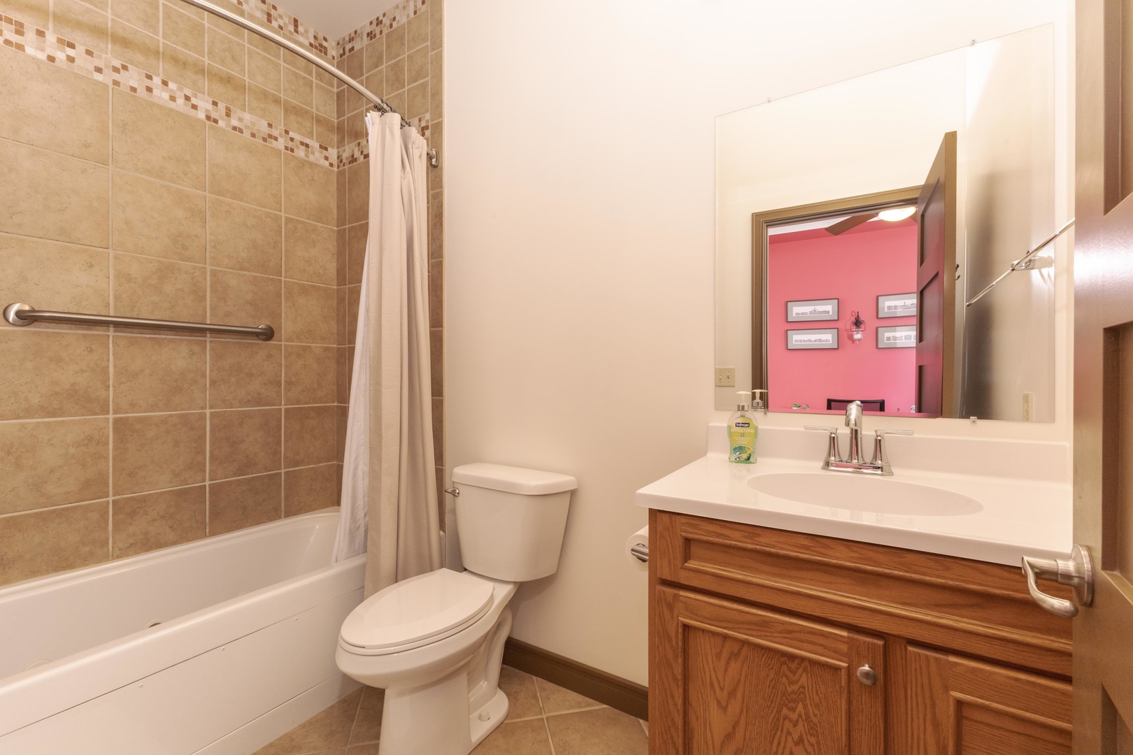 212 N Center Street #502, Bloomington, IL 61701