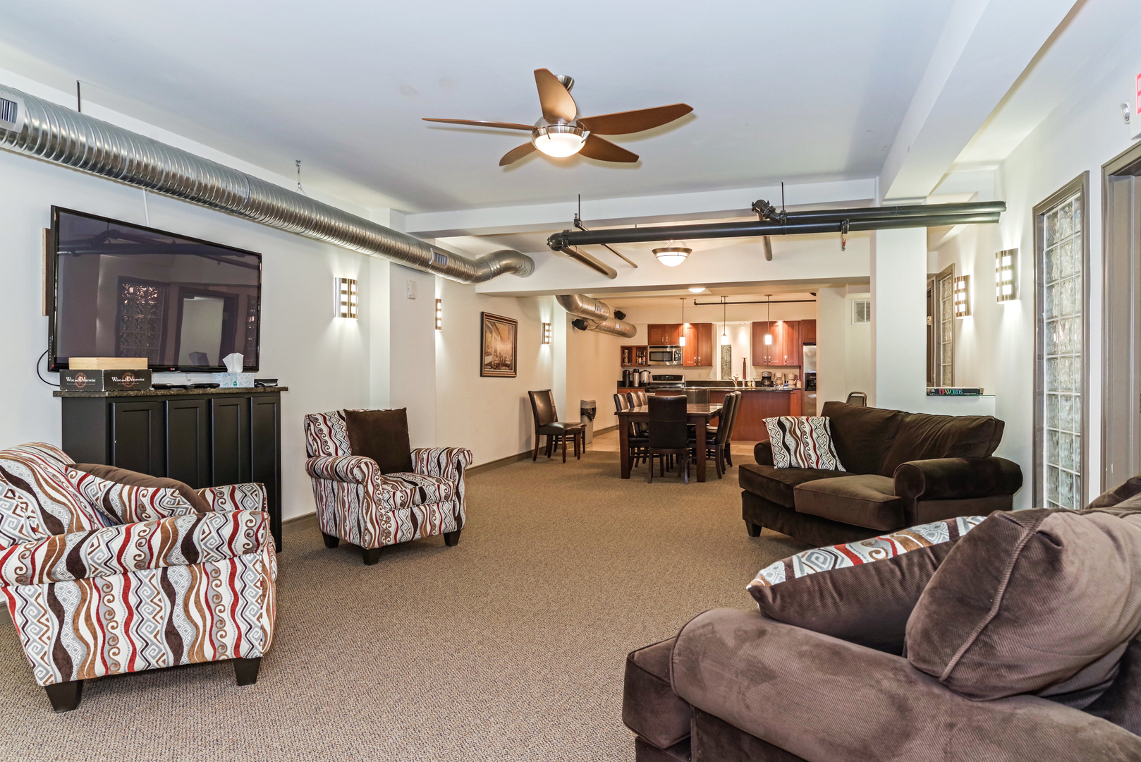 212 N Center Street #502, Bloomington, IL 61701