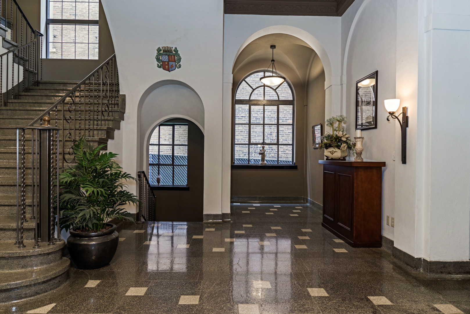 212 N Center Street #502, Bloomington, IL 61701