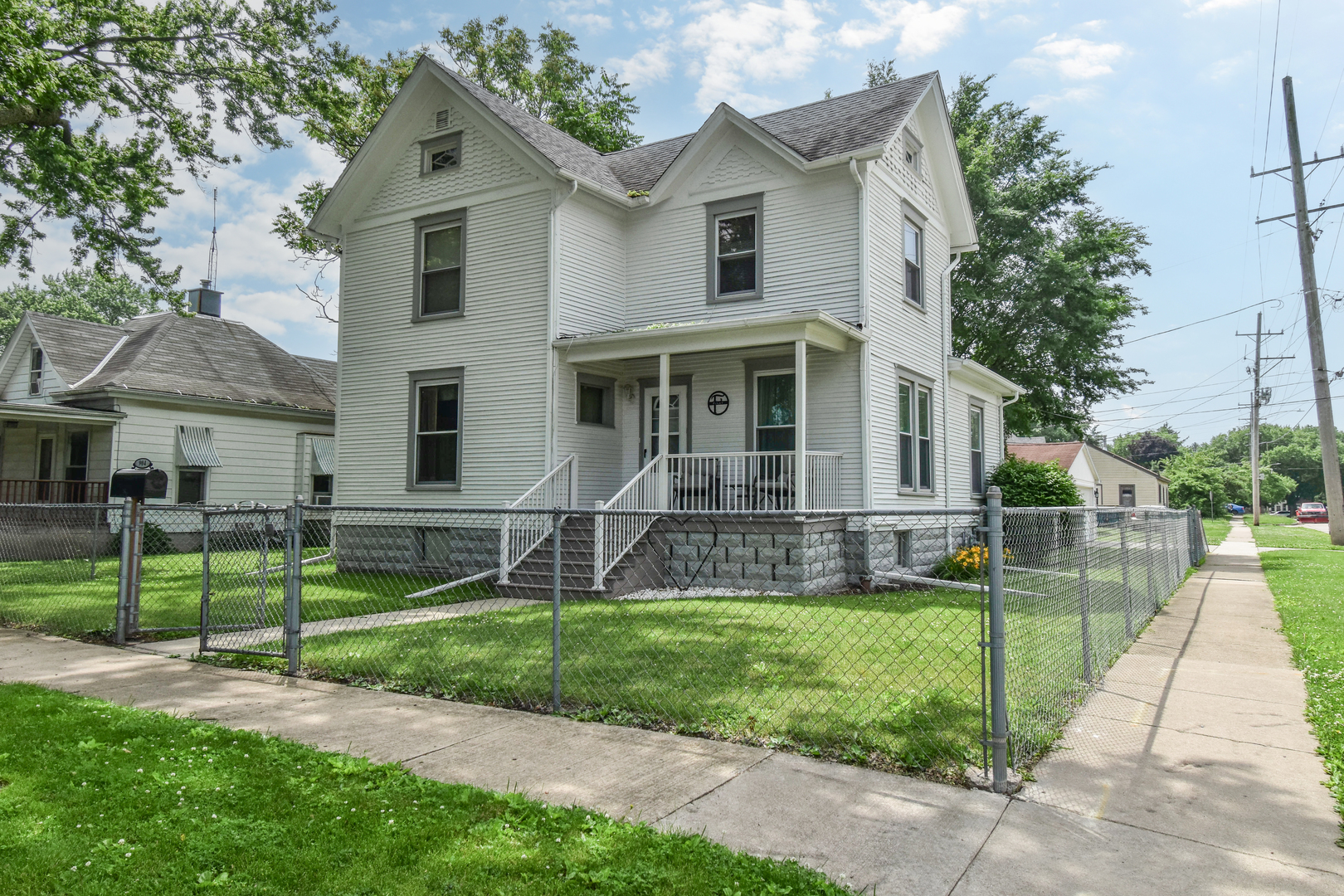 904 E Madison Street, Pontiac, IL 61764