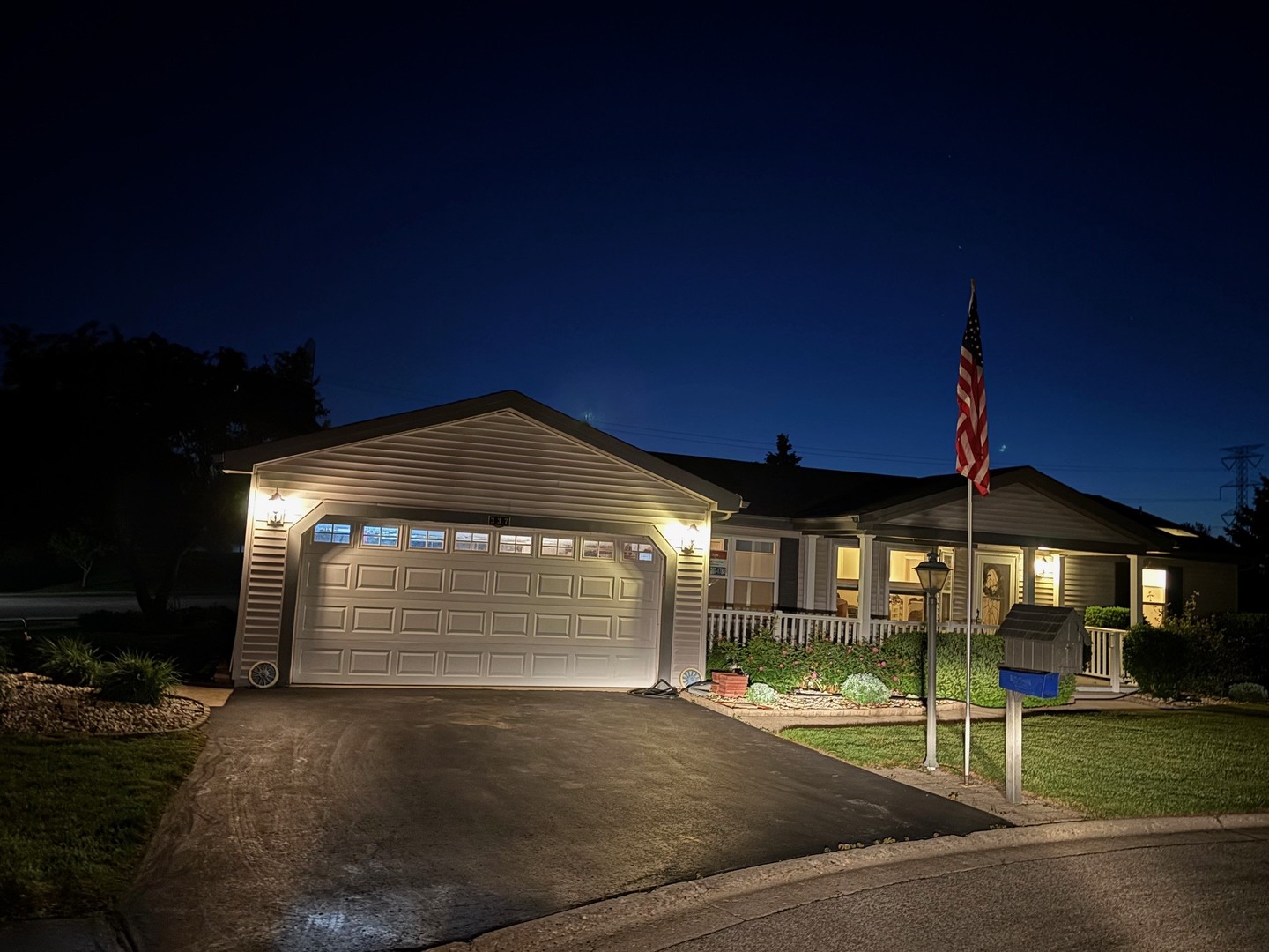 337 Belmont Court, Grayslake, IL 60030
