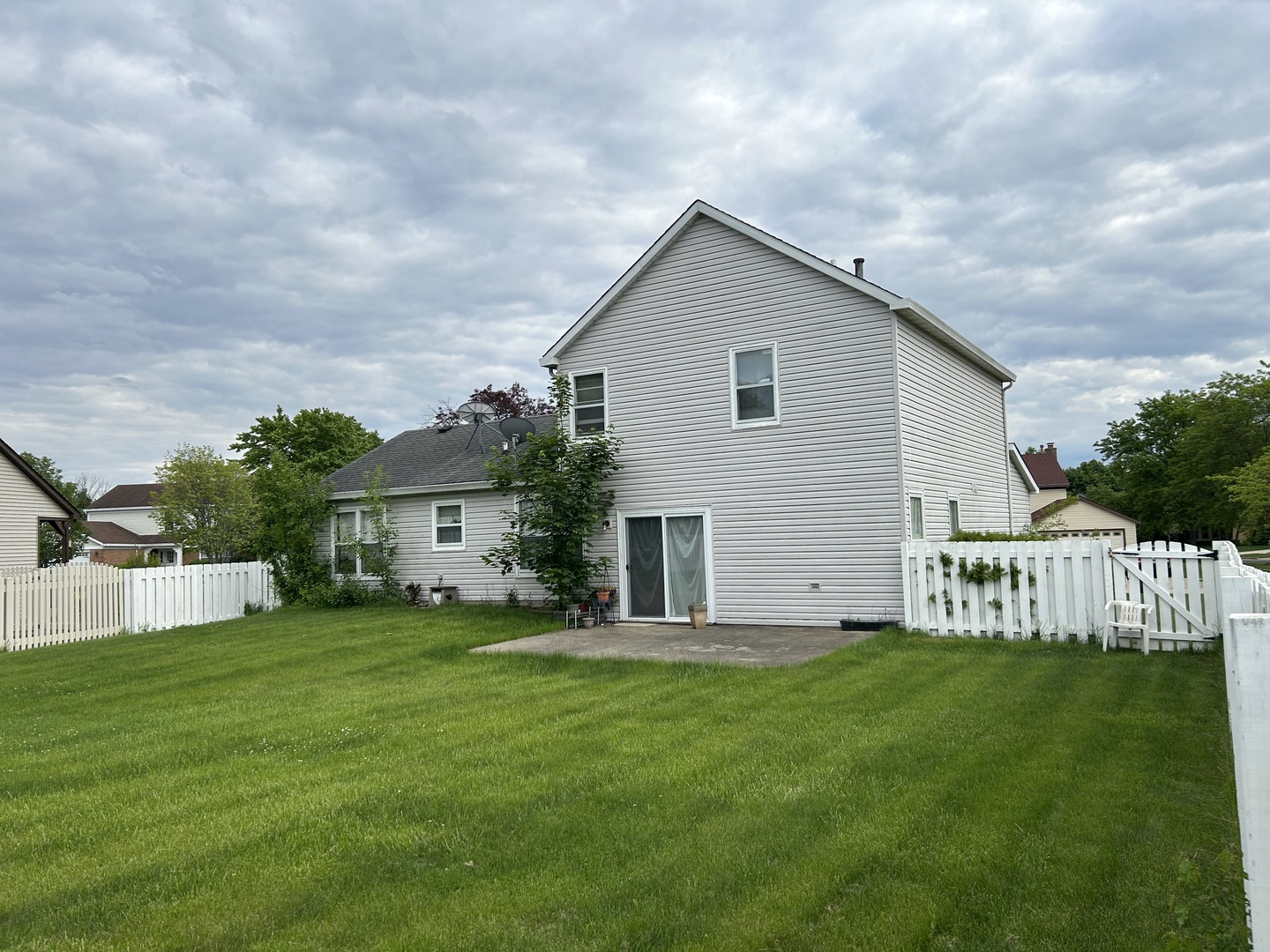 1312 DARLINGTON Court, Hoffman Estates, IL 60169
