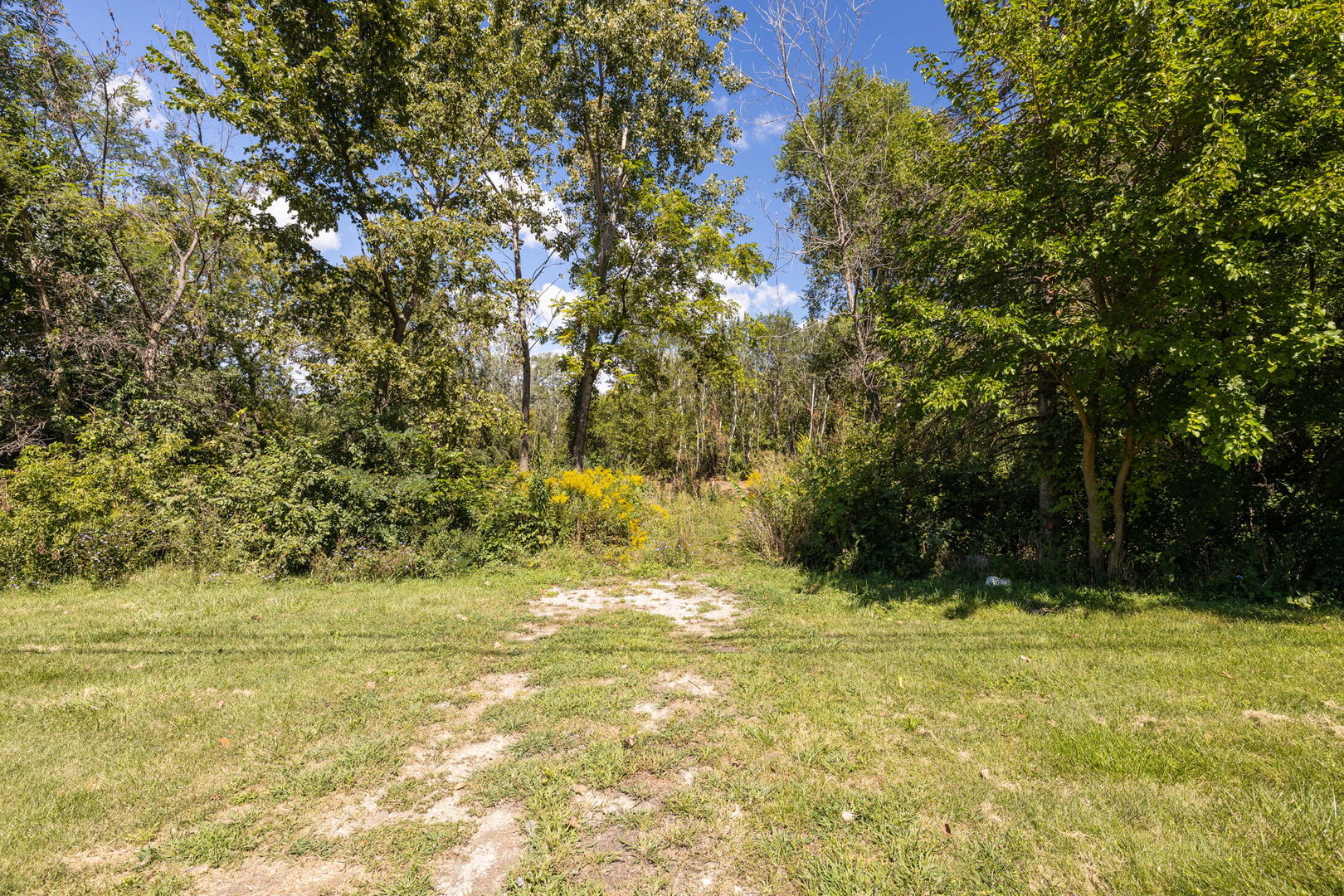 8400 W 87th Street, Hickory Hills, IL 60457