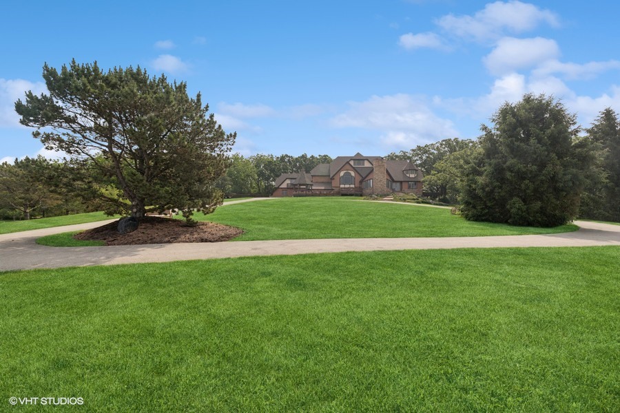 20719 Highview Road, Marengo, IL 60152