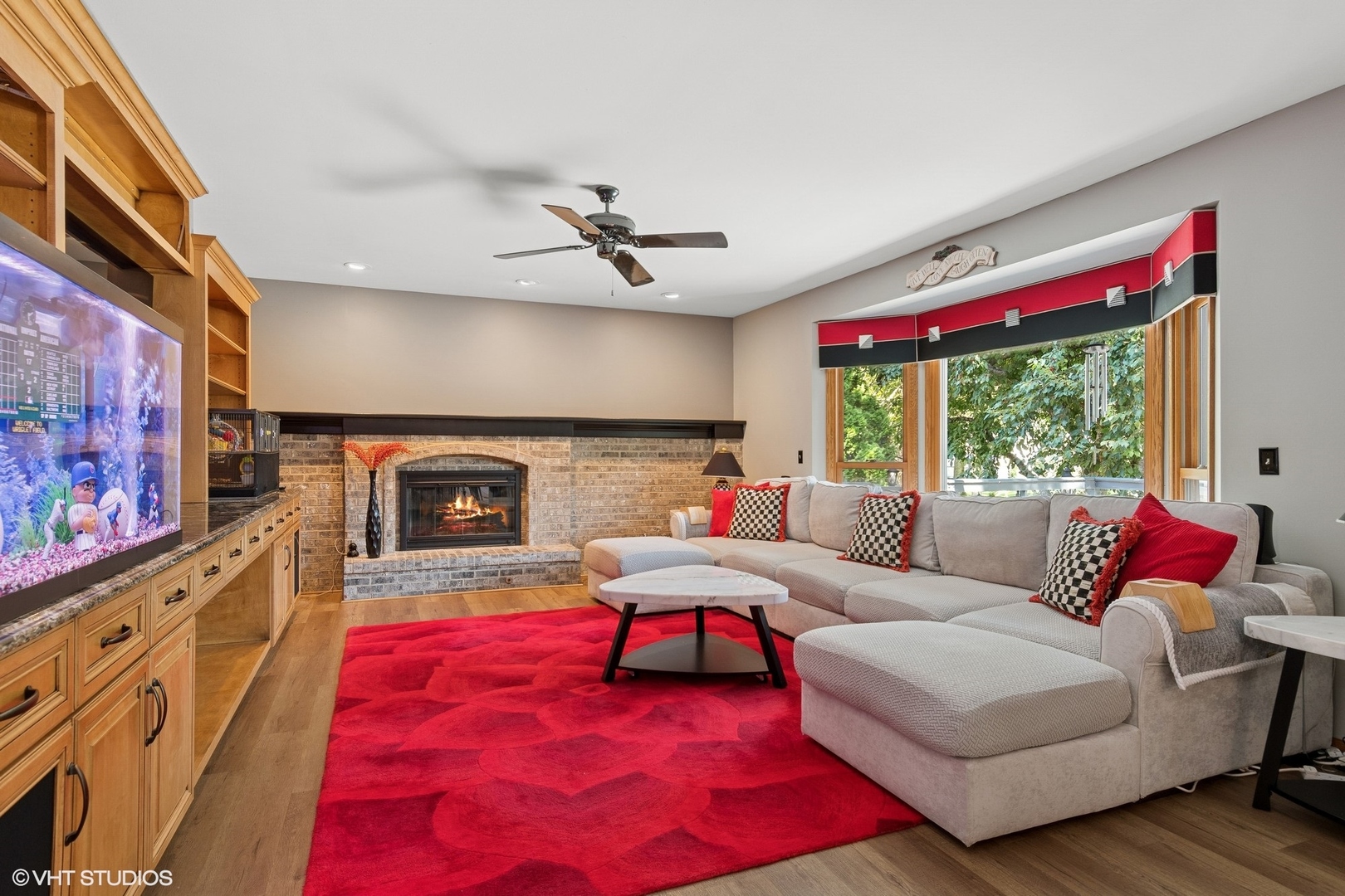 401 Haddassah Court, Naperville, IL 60565