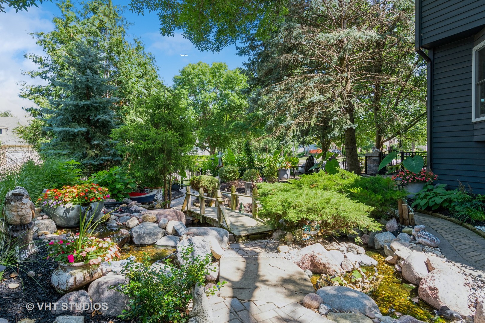 401 Haddassah Court, Naperville, IL 60565