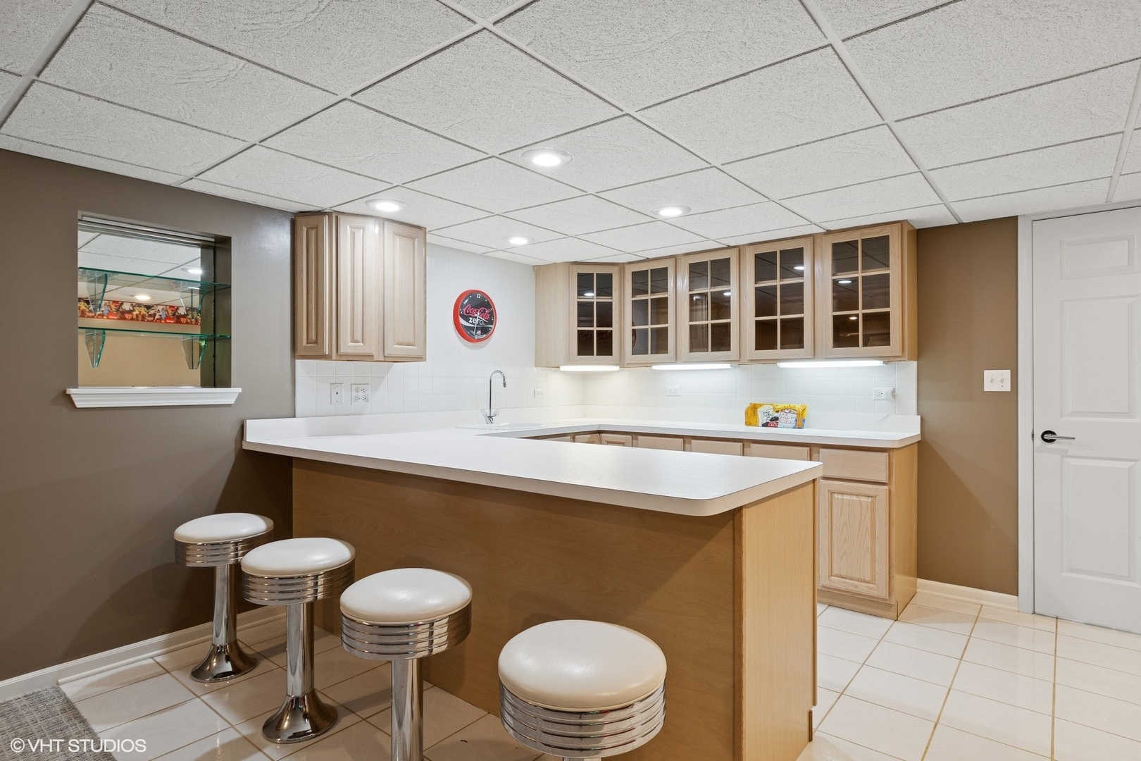 401 Haddassah Court, Naperville, IL 60565