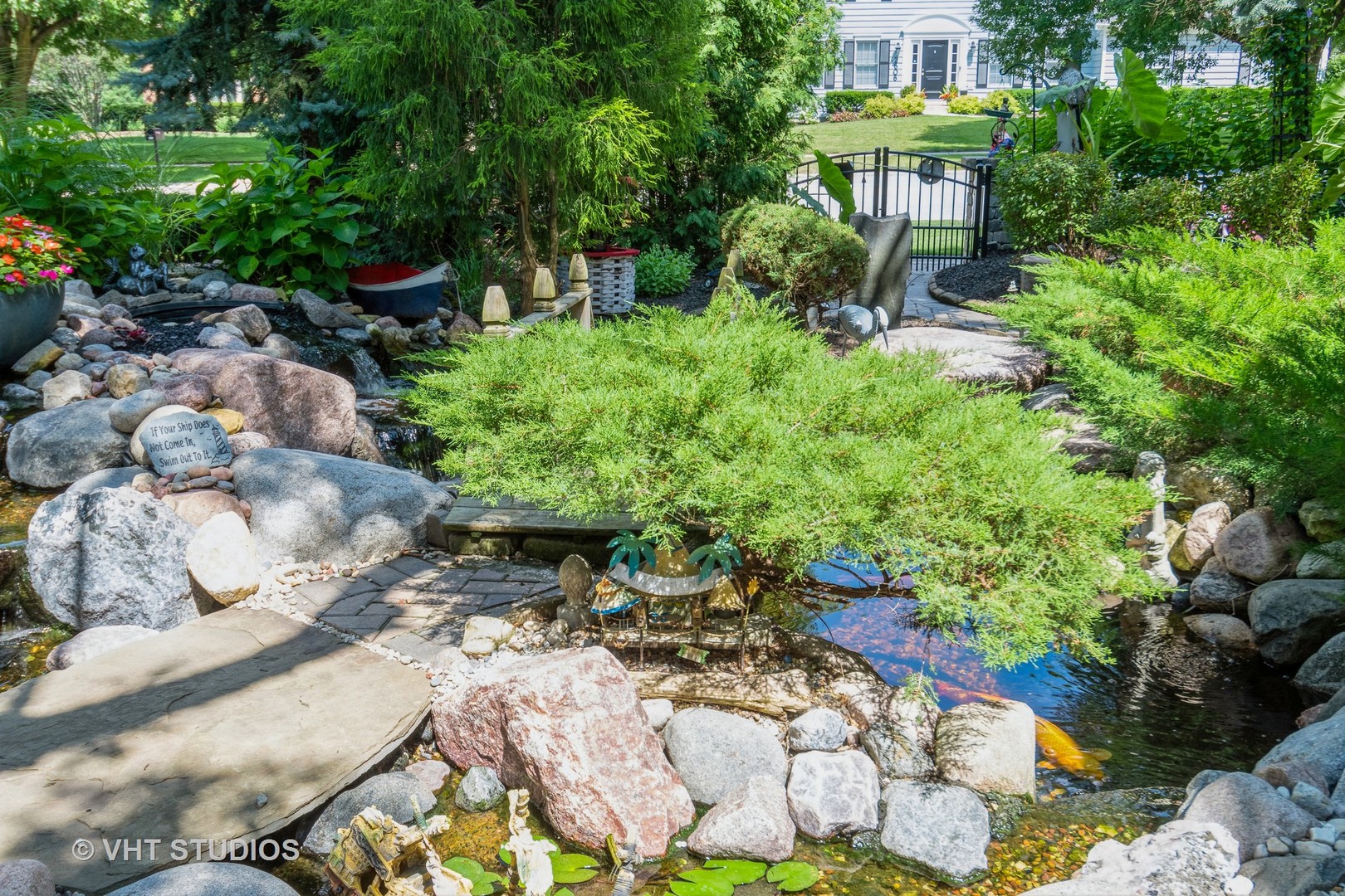 401 Haddassah Court, Naperville, IL 60565