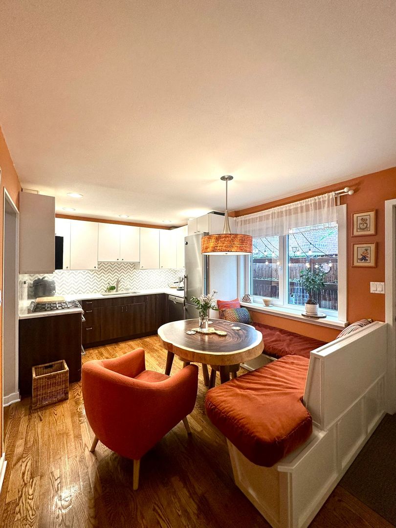 1609 W Sunnyside Avenue, Chicago, IL 60640