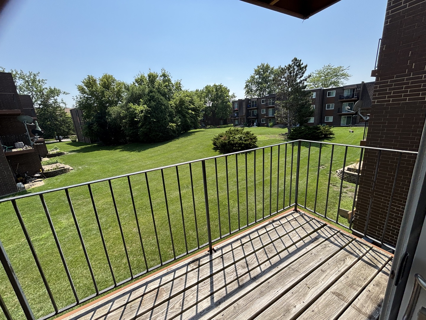 701 spruce Court #4, Vernon Hills, IL 60061