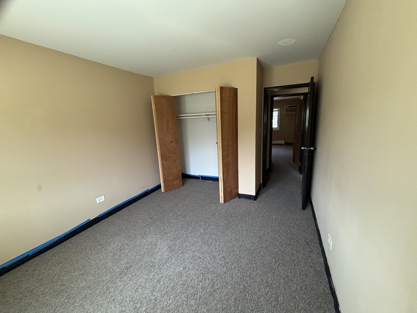 701 spruce Court #4, Vernon Hills, IL 60061