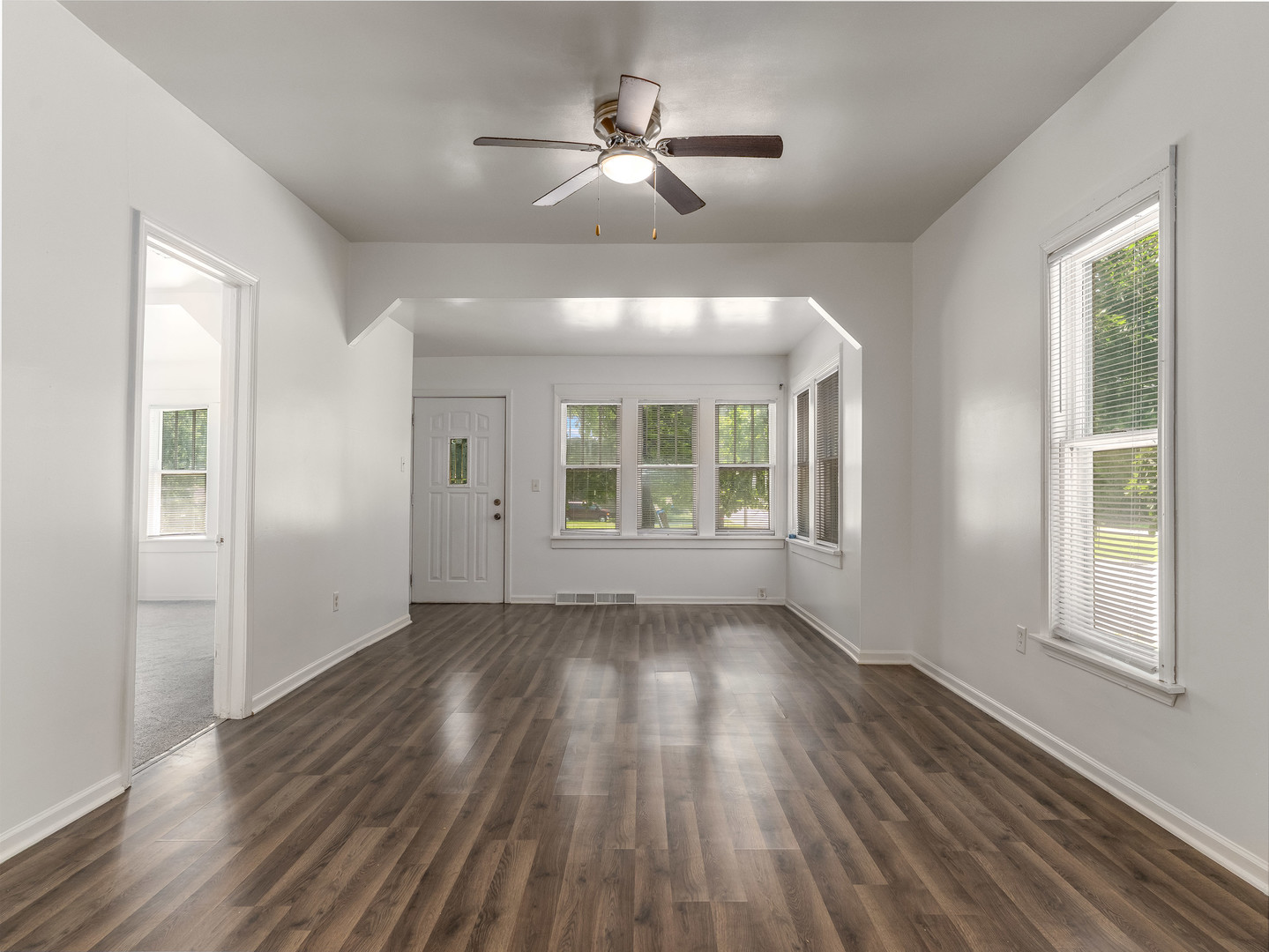 1025 Woodruff Road, Joliet, IL 60432
